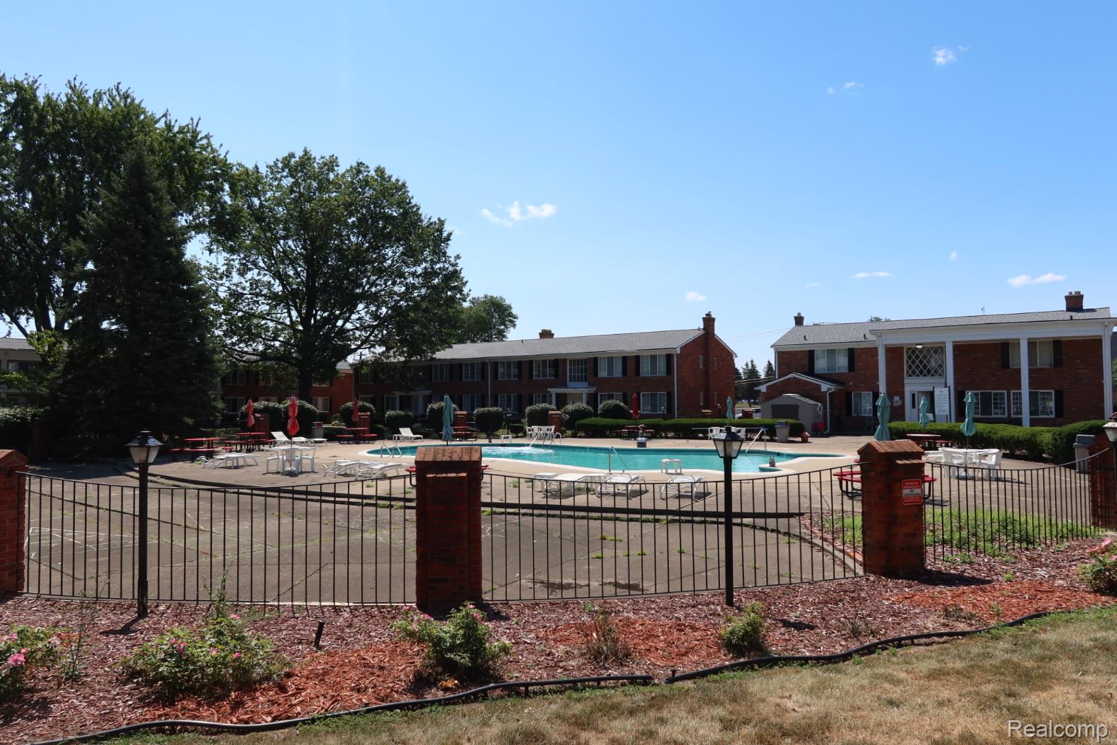 29232 Hoover Road Unit: 232