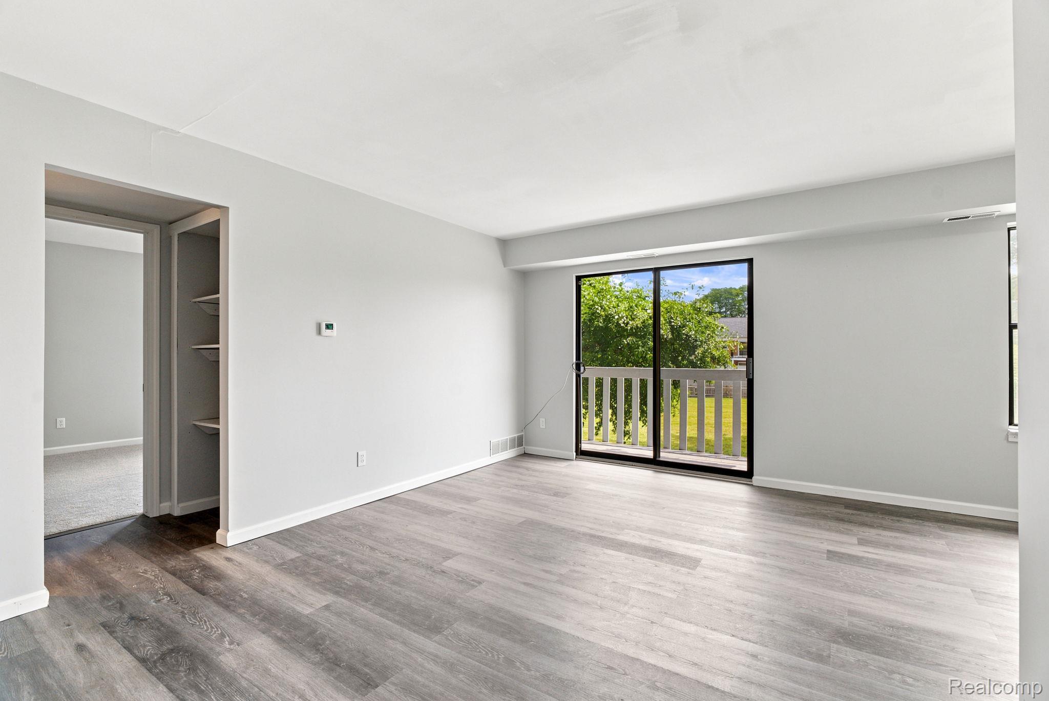 32005 W 12 Mile Road Unit: 208