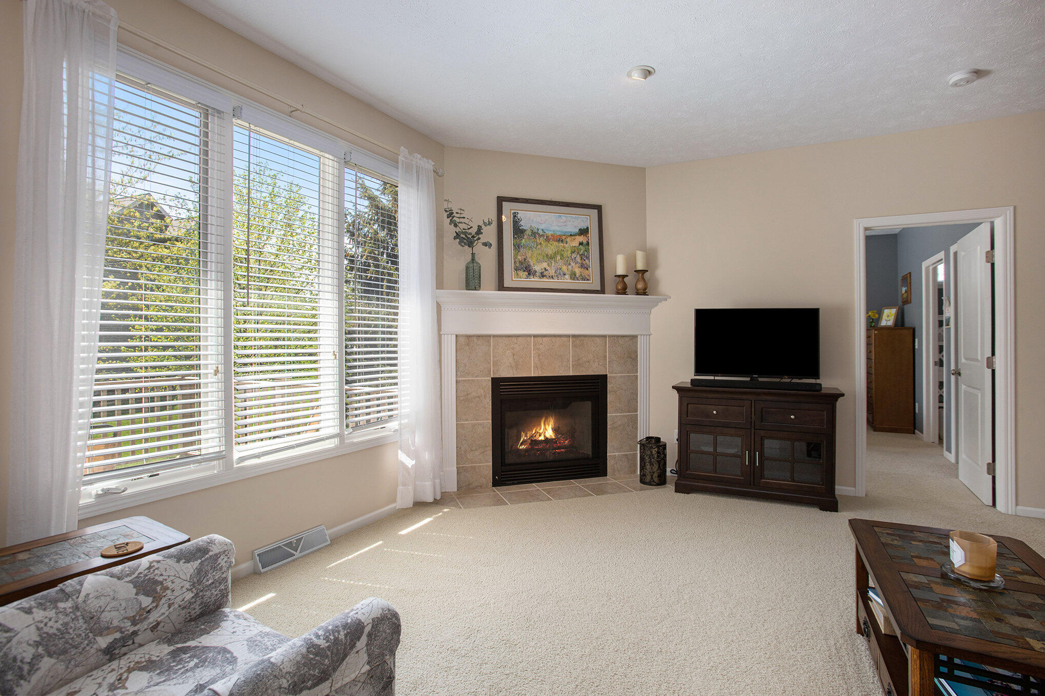 2290 Pin Oak Court NW