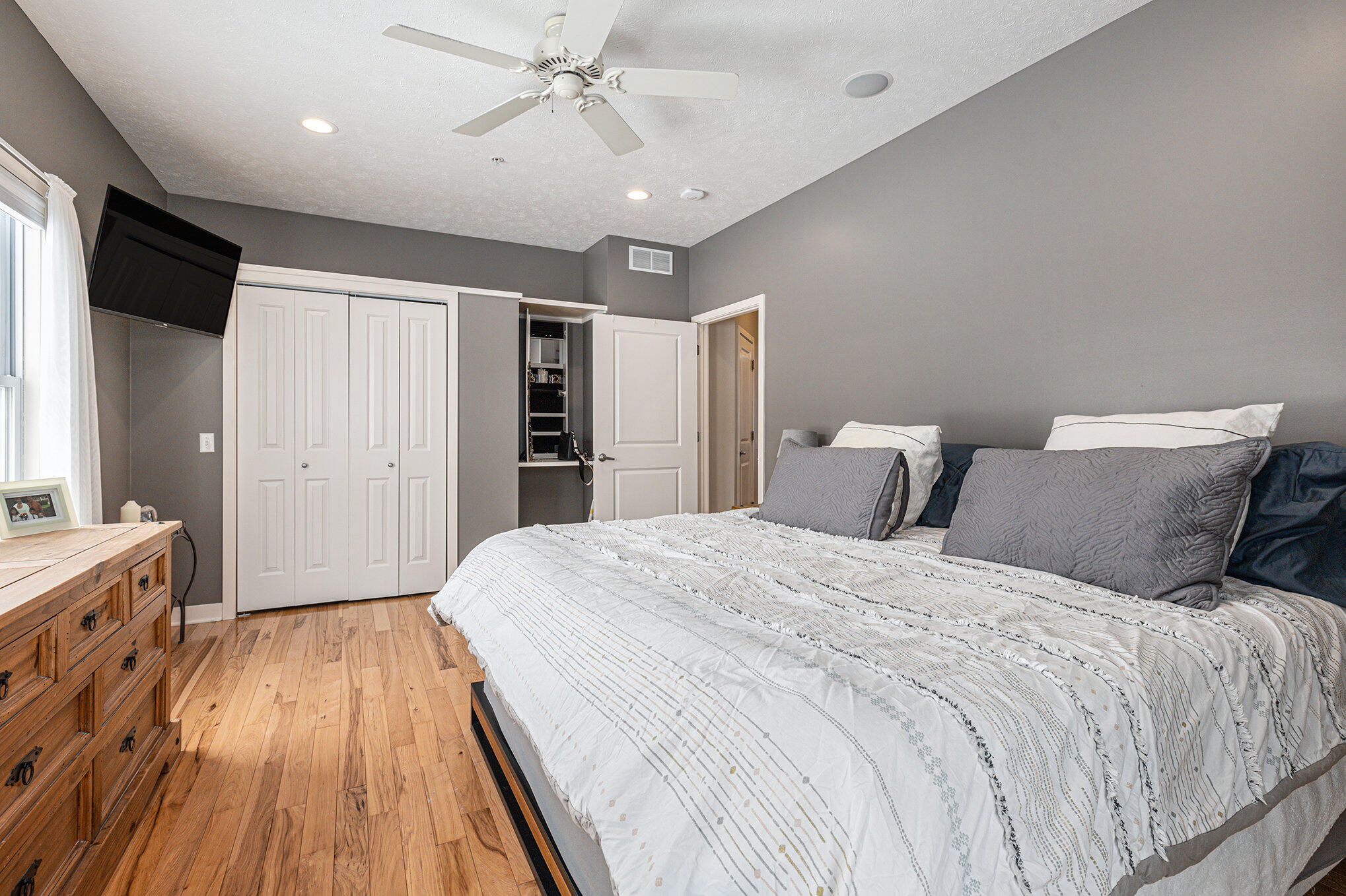 359 Sunset Hills Avenue SW