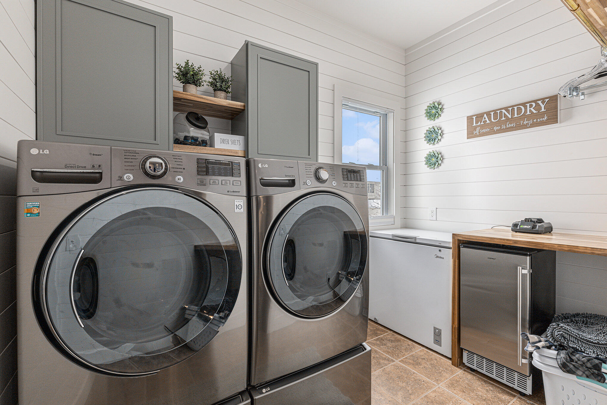 359 Sunset Hills Avenue SW