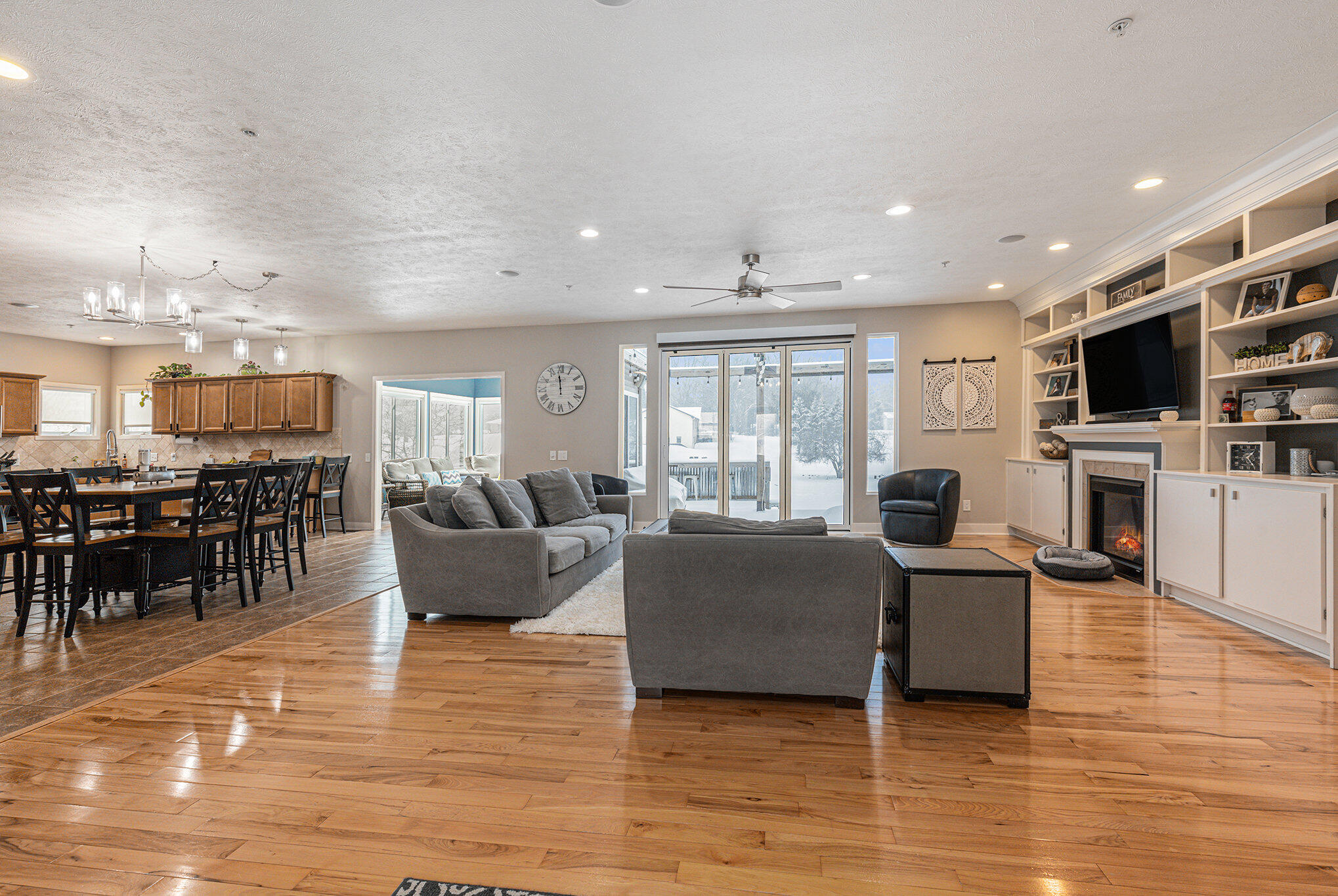 359 Sunset Hills Avenue SW