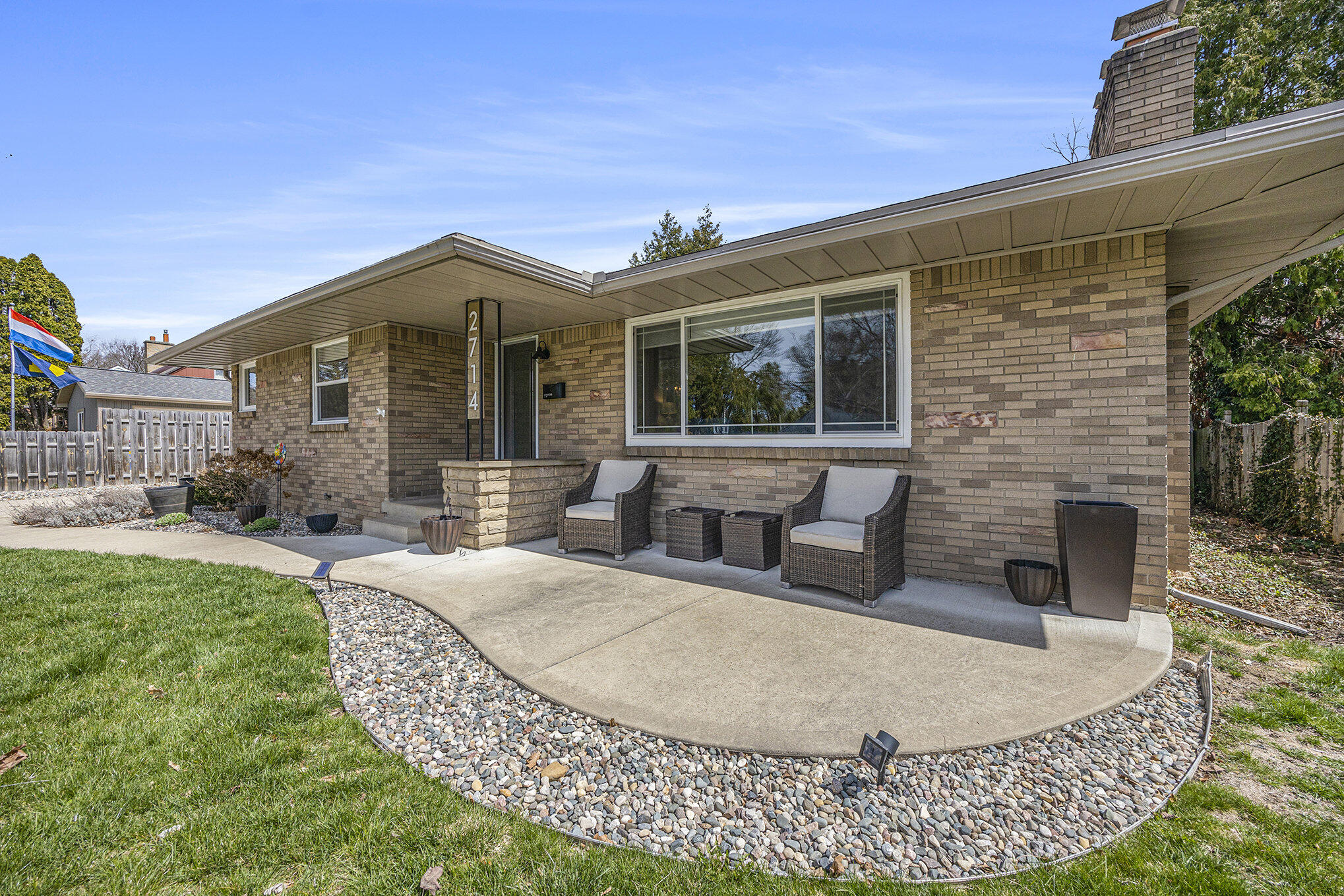 2714 Lafayette Avenue NE