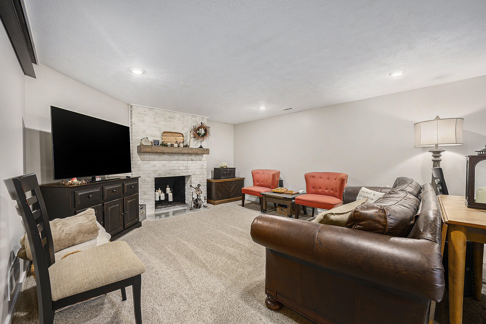 2714 Lafayette Avenue NE