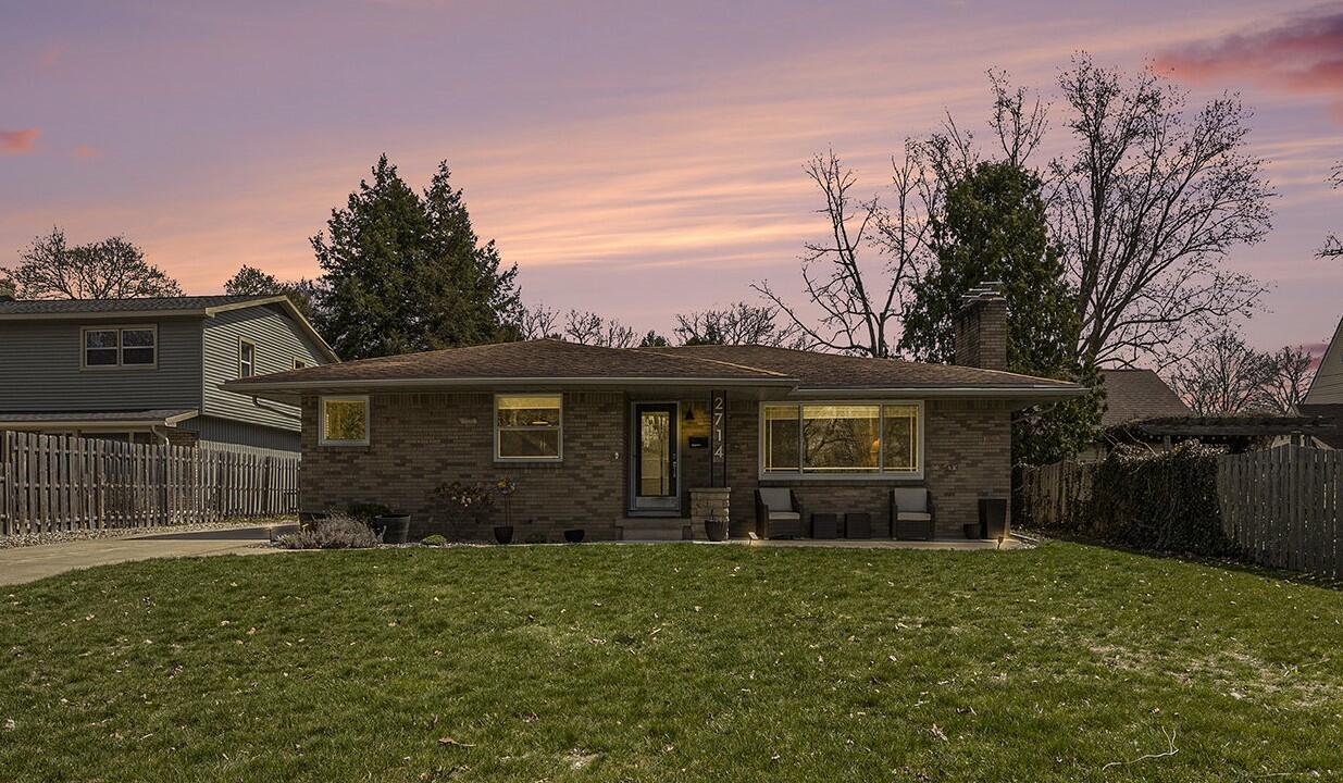 2714 Lafayette Avenue NE