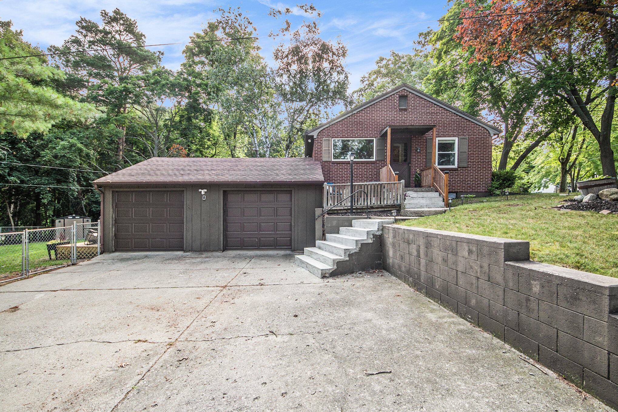 822 W Orange Street