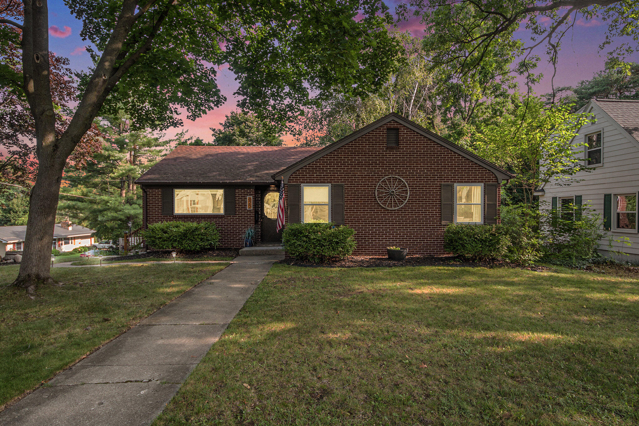 822 W Orange Street