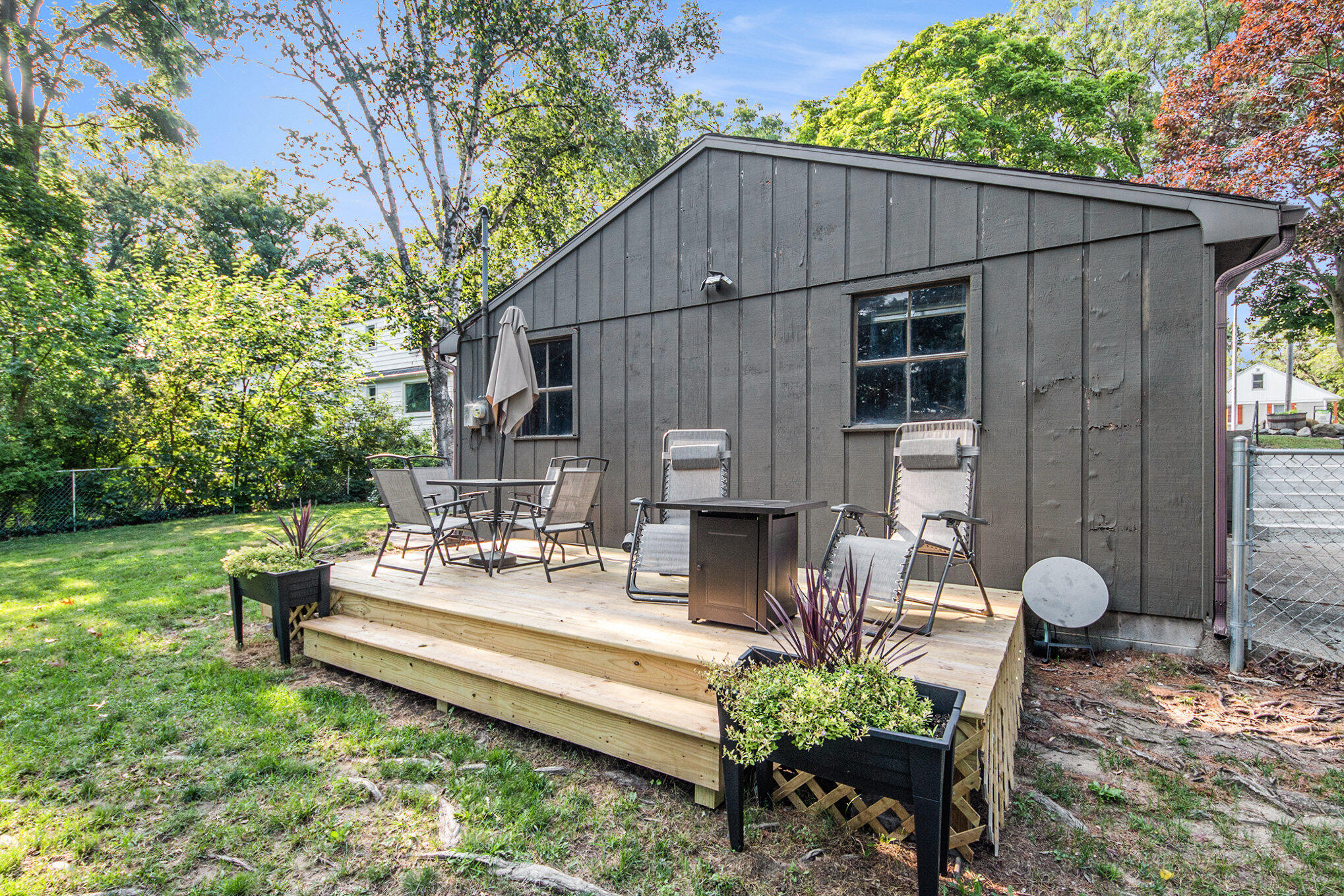822 W Orange Street