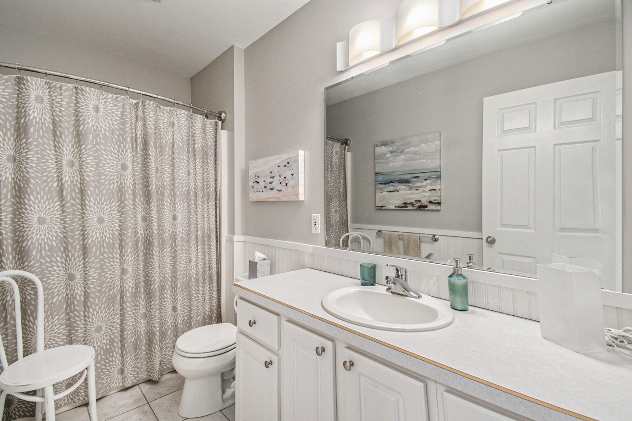 963 W Savidge Street