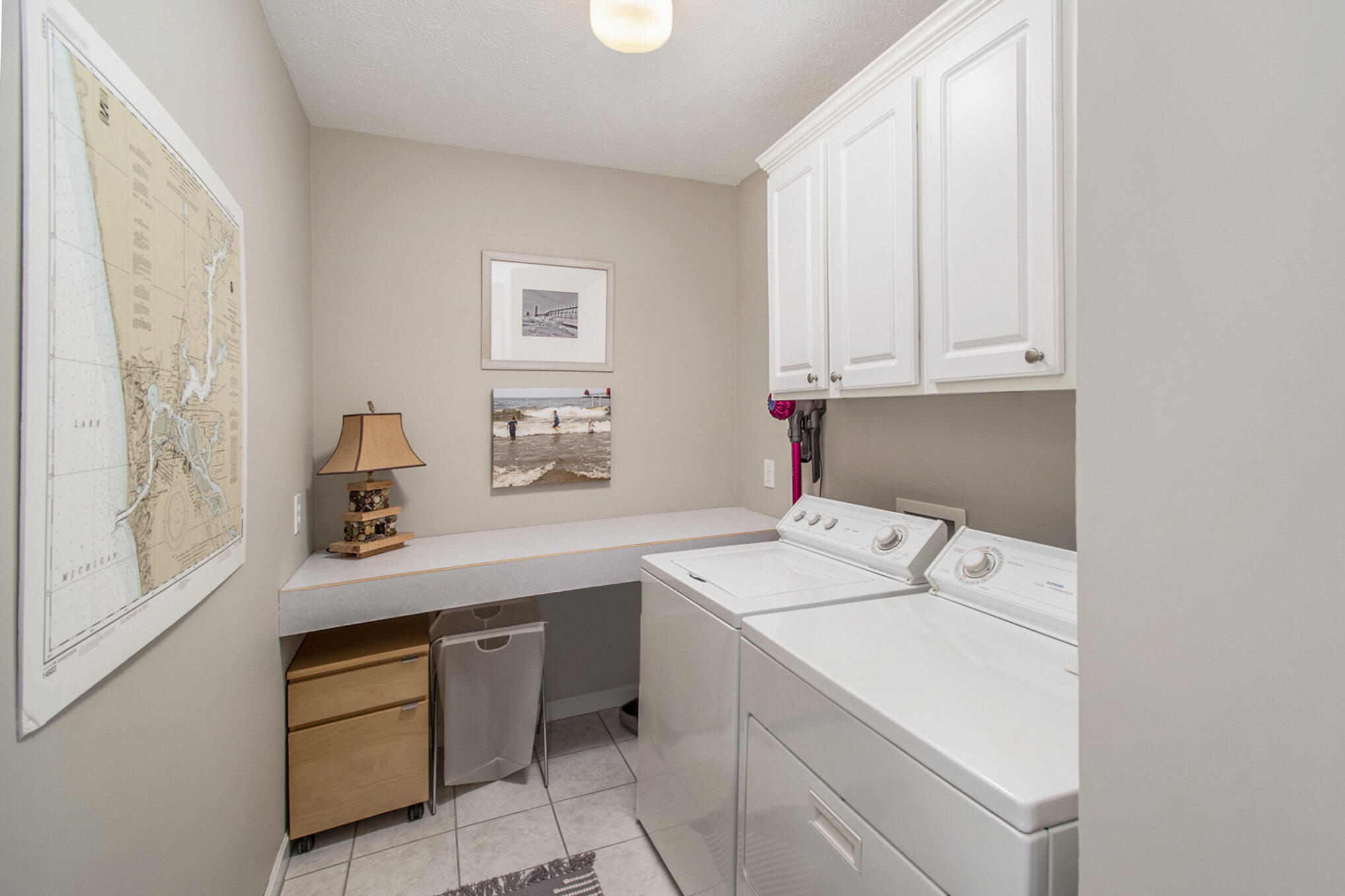 963 W Savidge Street