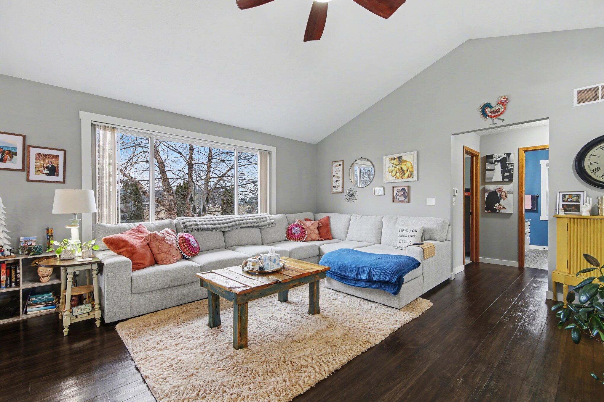 7943 W Westside Drive