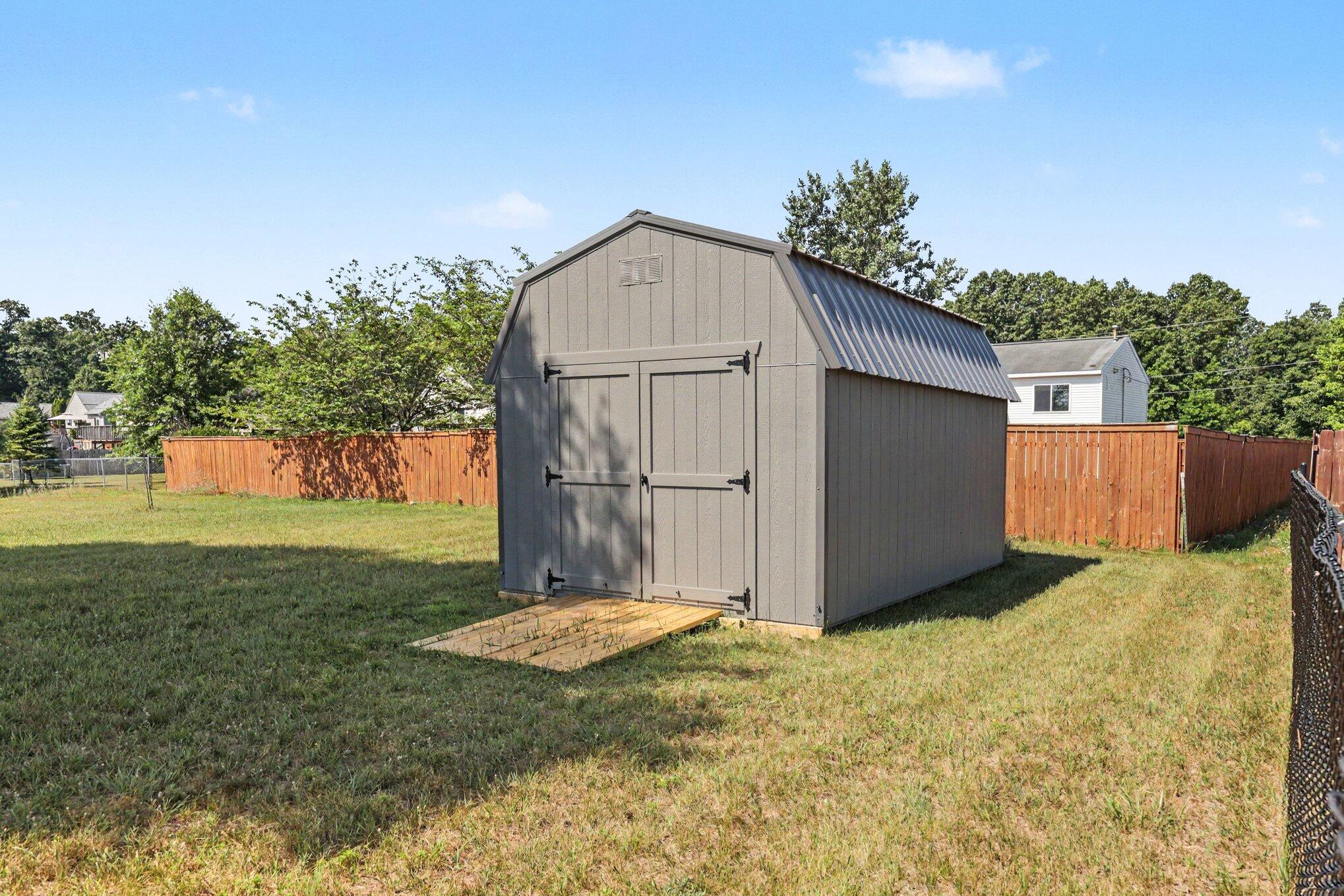 11157 Meadow Wood Circle