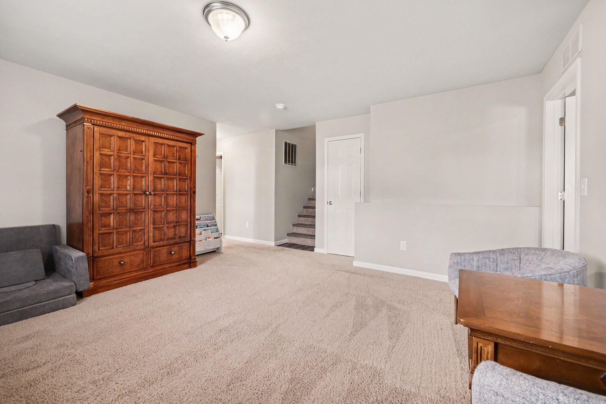 11157 Meadow Wood Circle