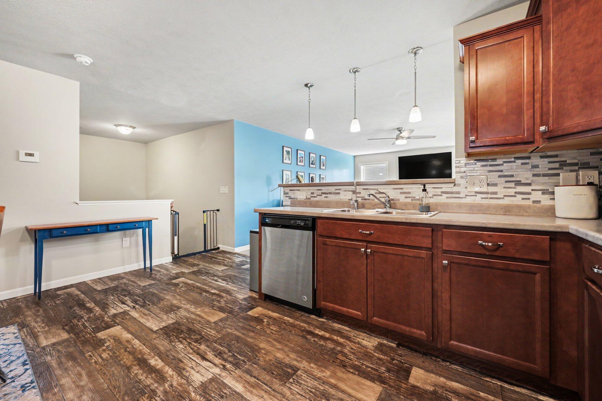11157 Meadow Wood Circle
