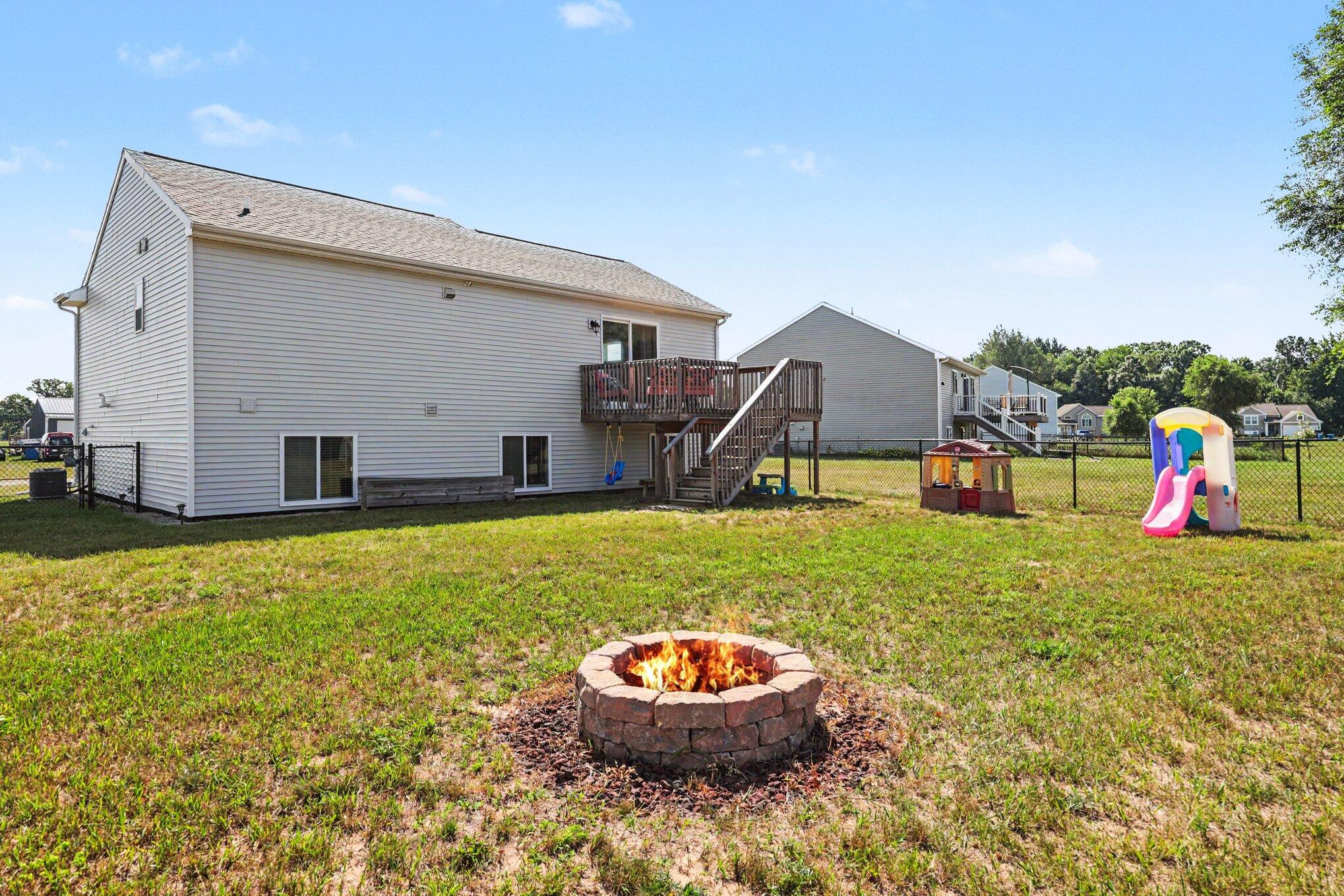 11157 Meadow Wood Circle