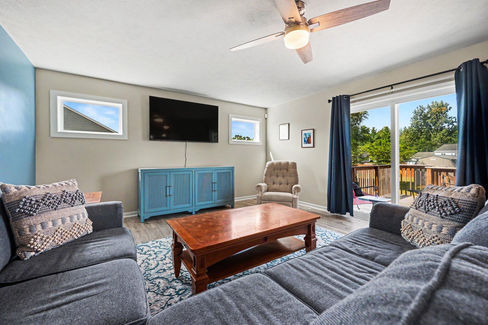 11157 Meadow Wood Circle