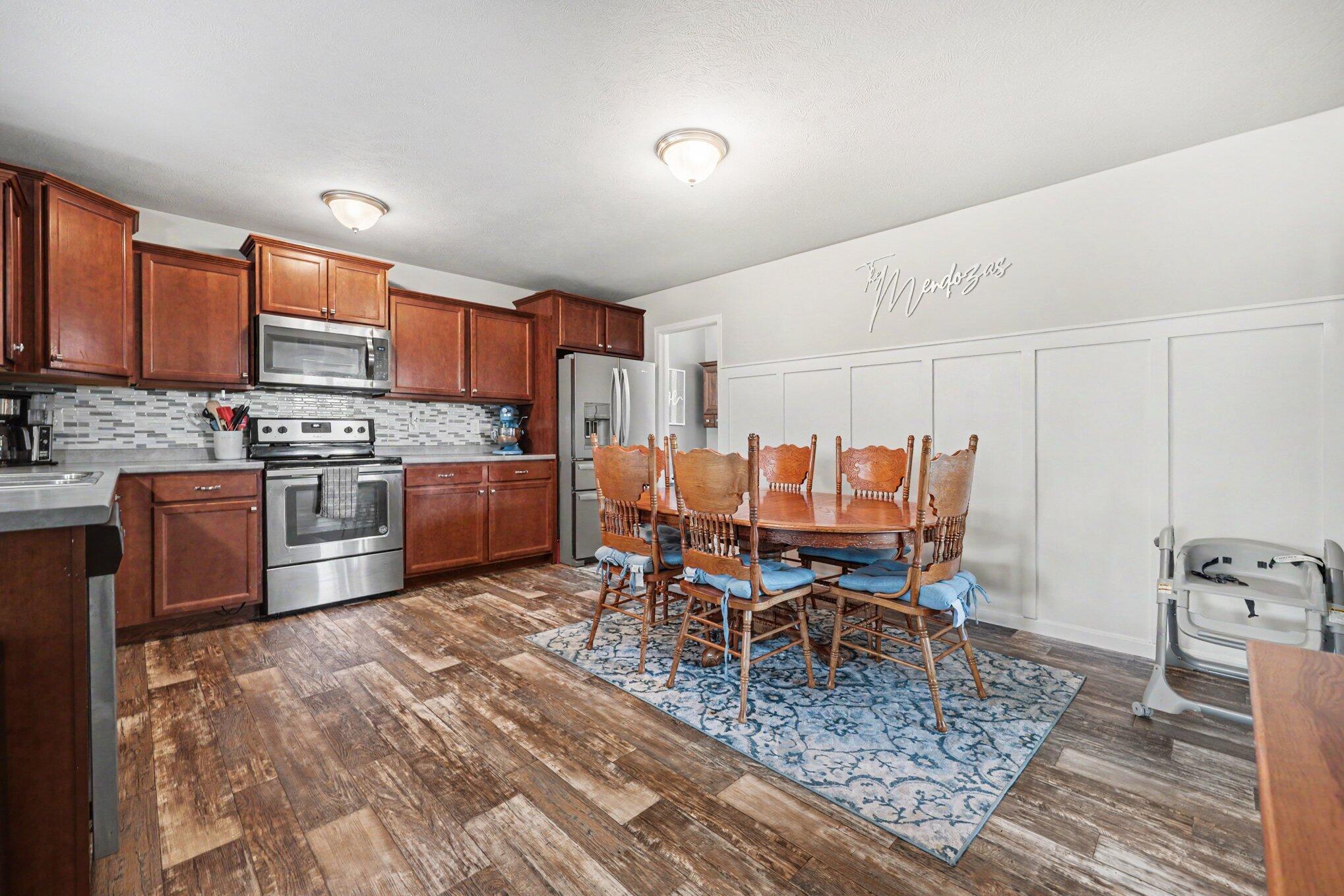 11157 Meadow Wood Circle