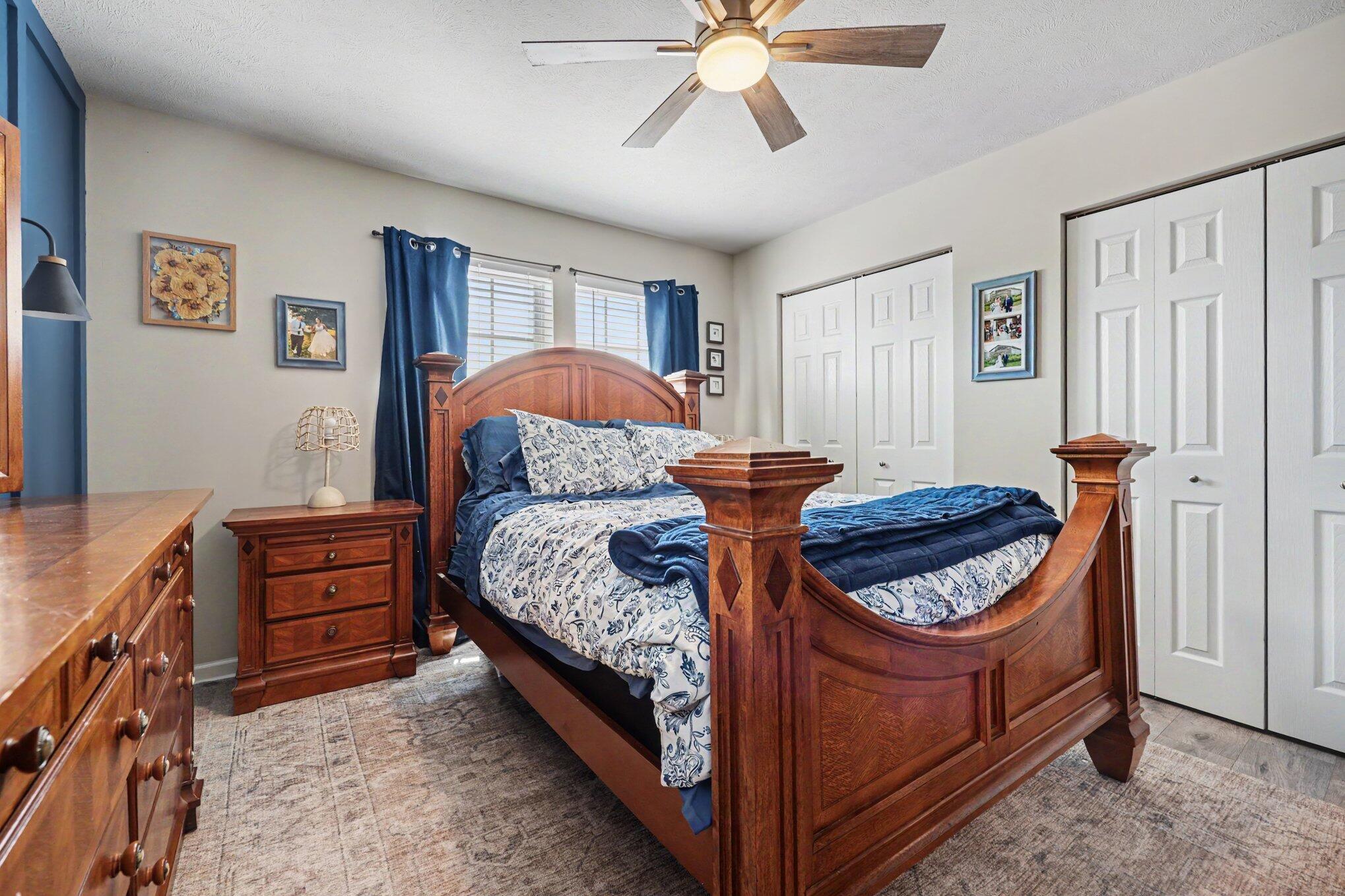 11157 Meadow Wood Circle