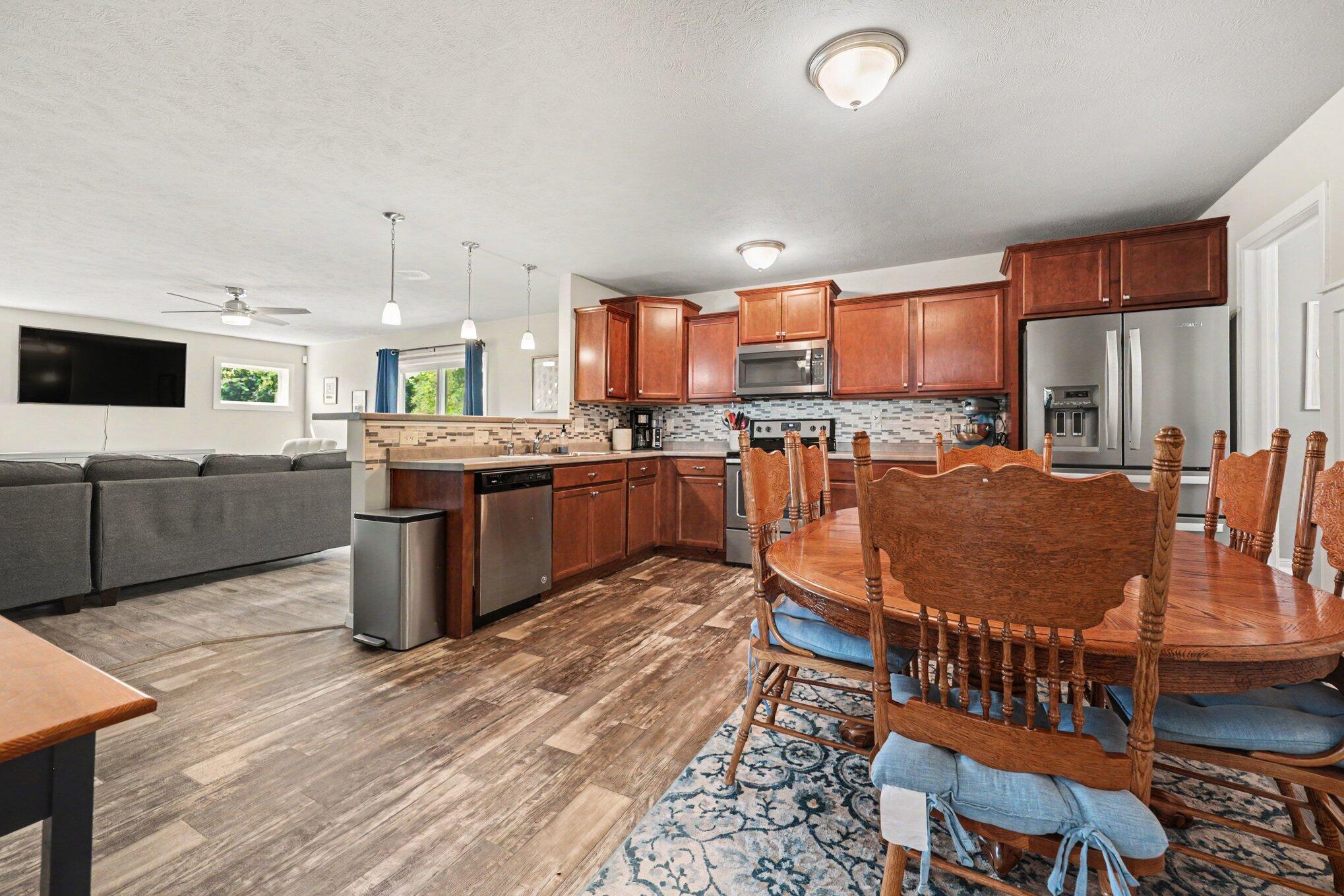 11157 Meadow Wood Circle