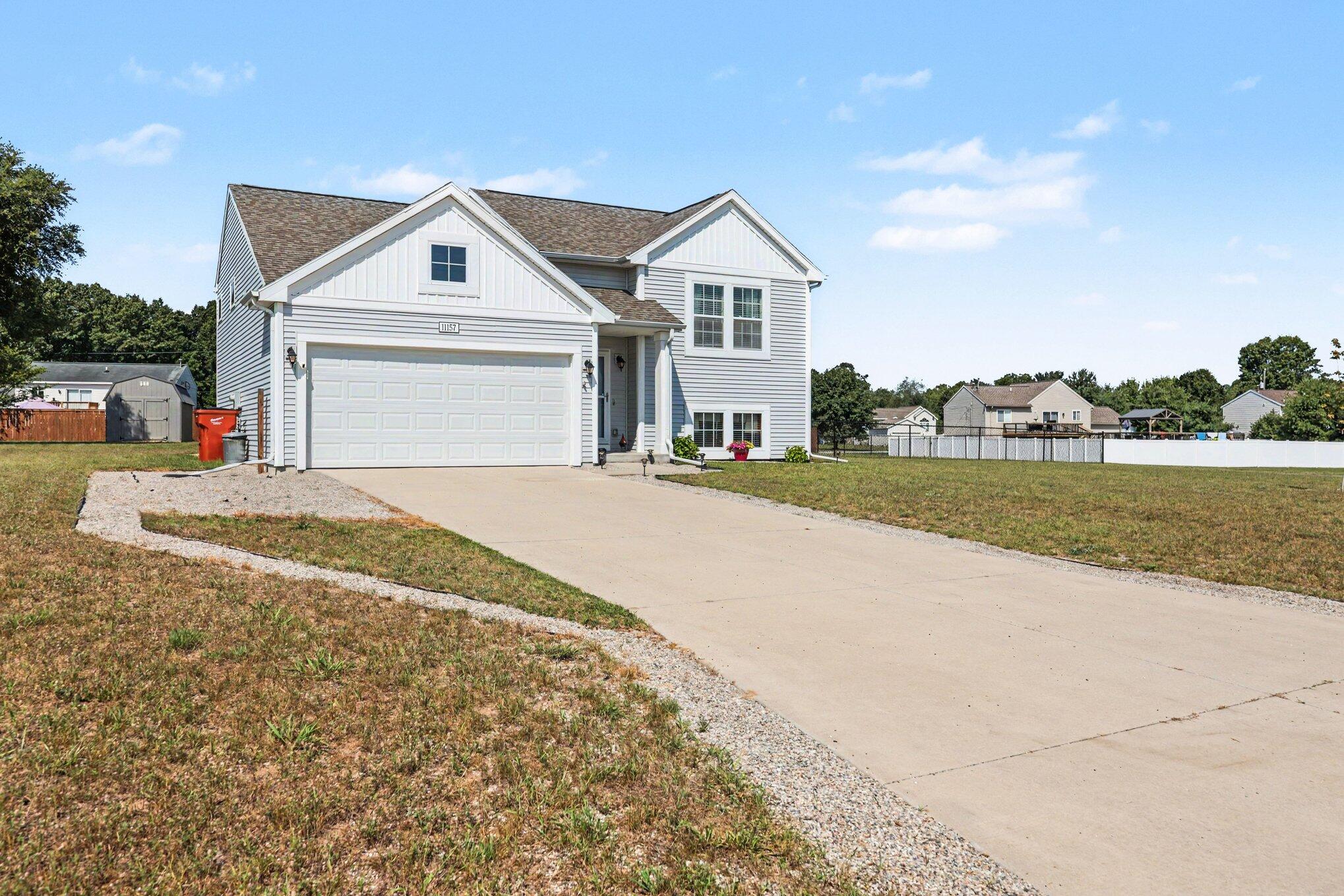 11157 Meadow Wood Circle