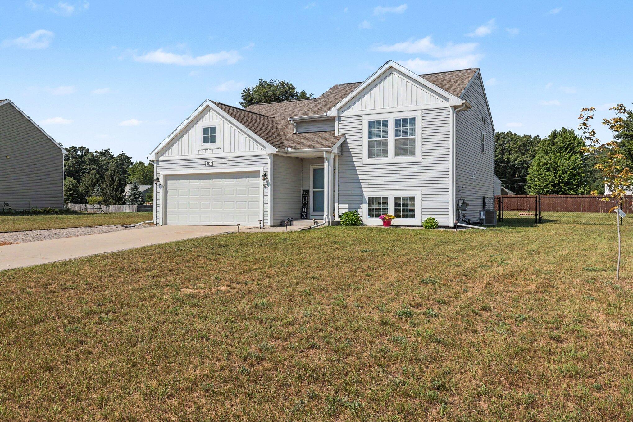 11157 Meadow Wood Circle