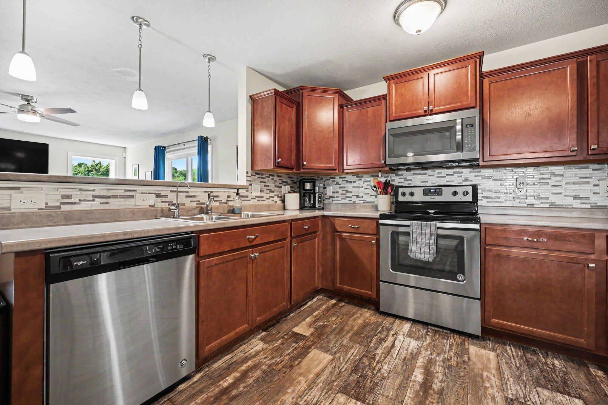 11157 Meadow Wood Circle