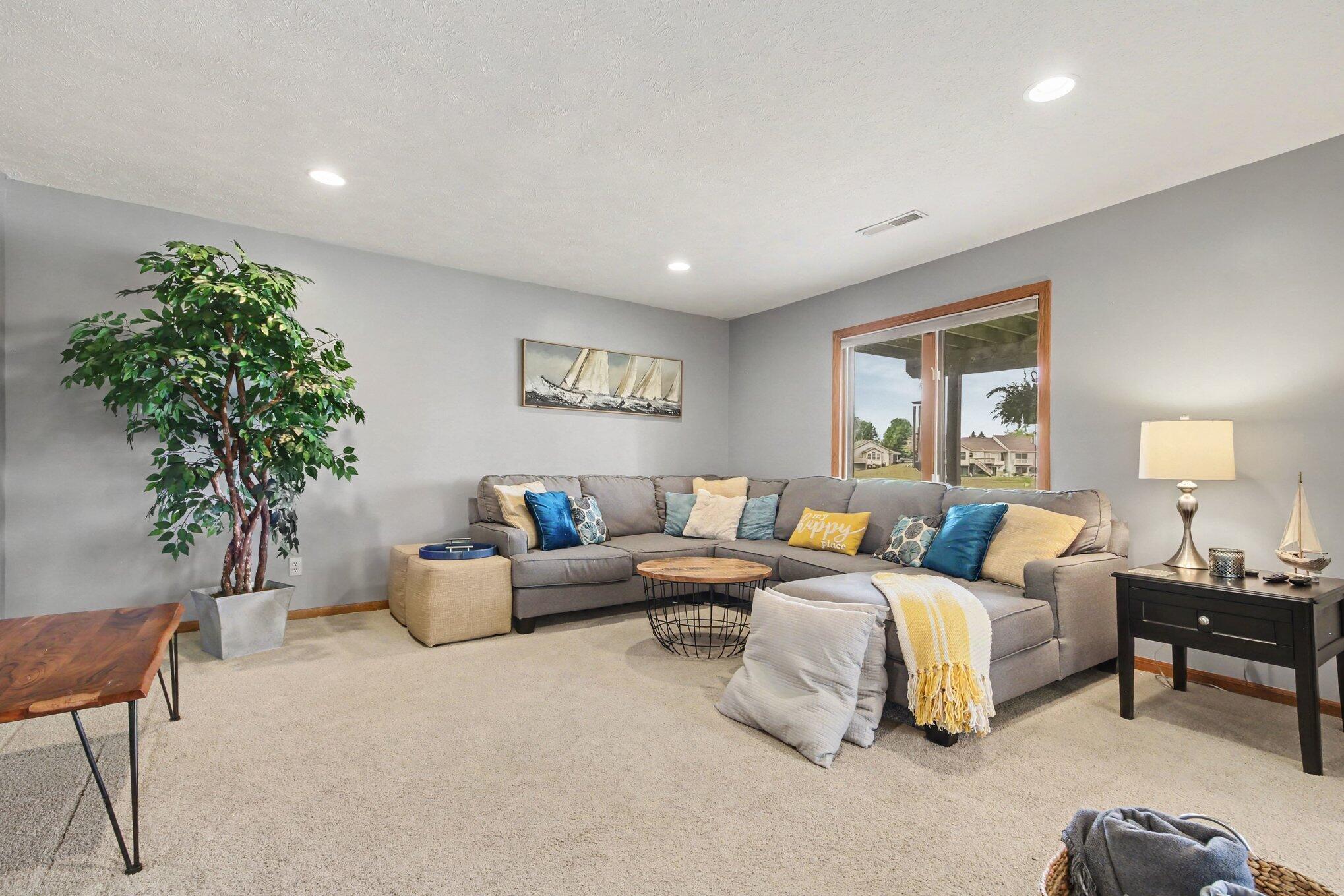 10633 Bridgewater Drive