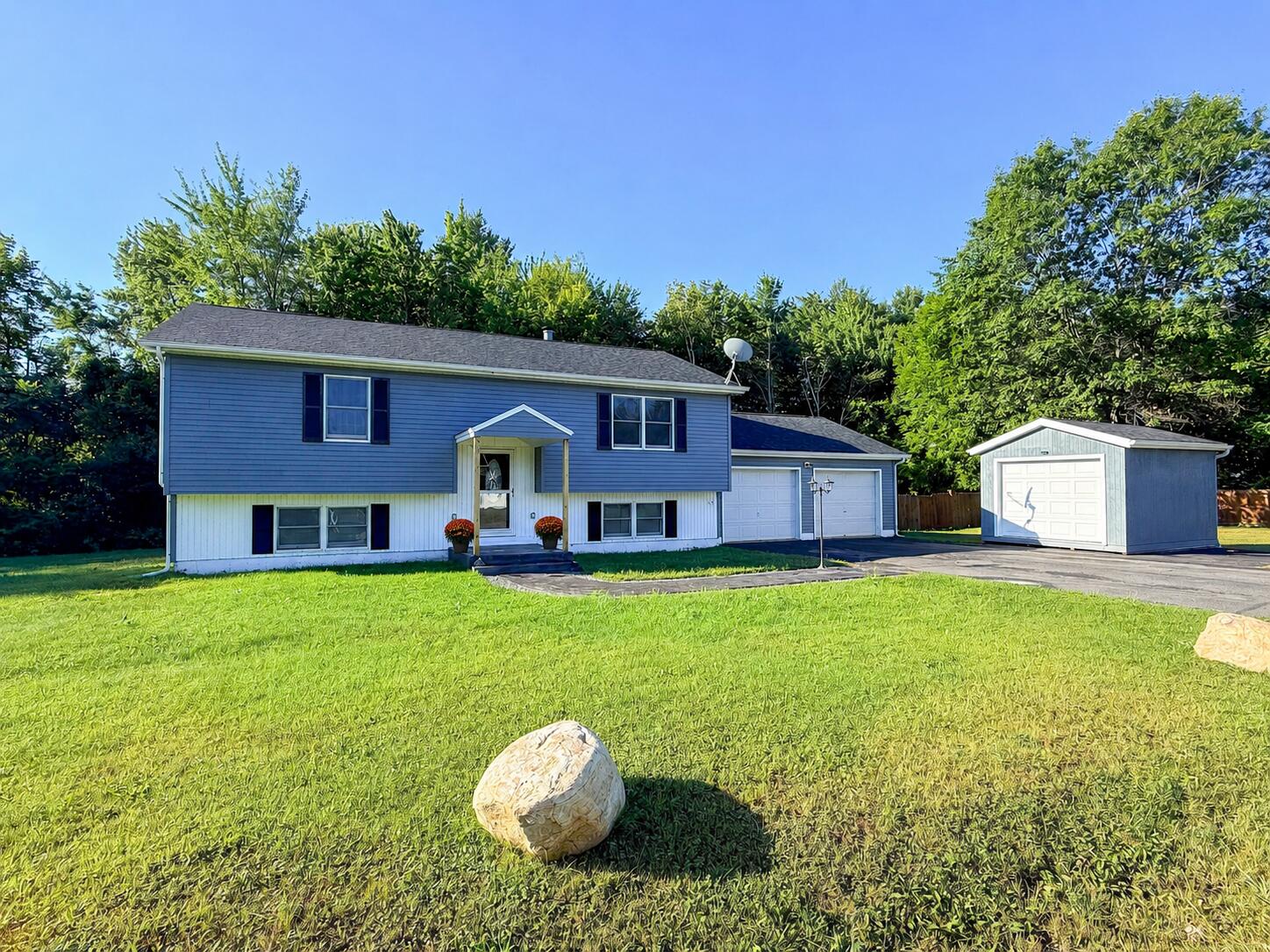 32 Cinnamon Ridge photo