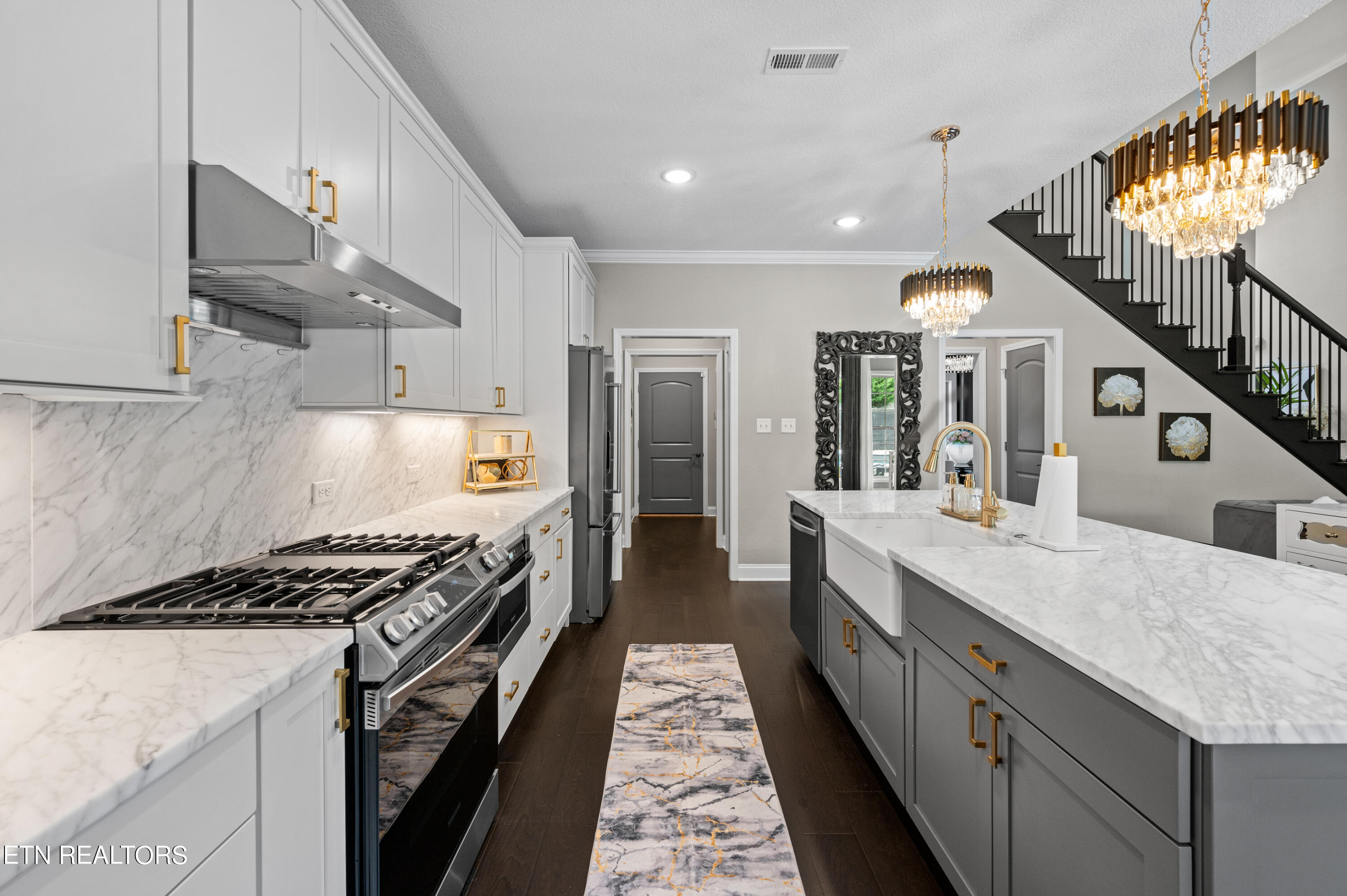 12017 Salt Creek Lane