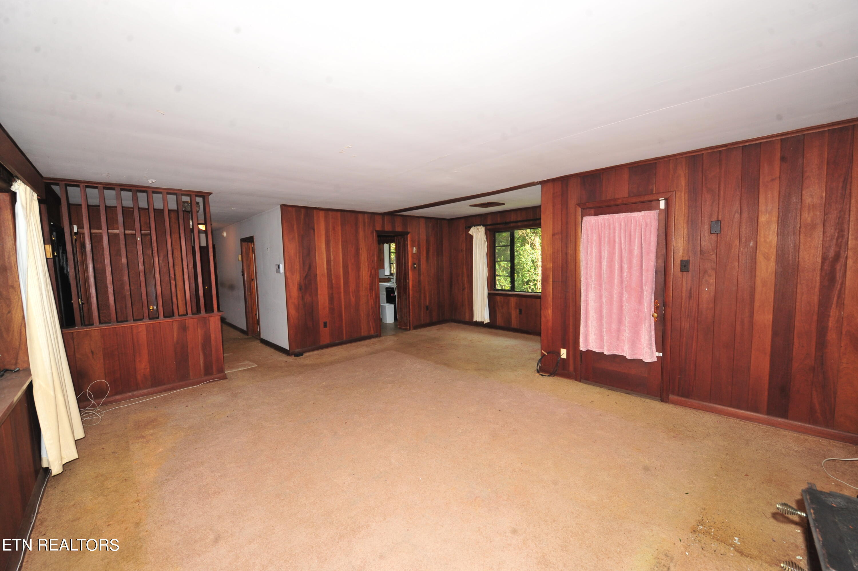 2804 Barber Hill Lane