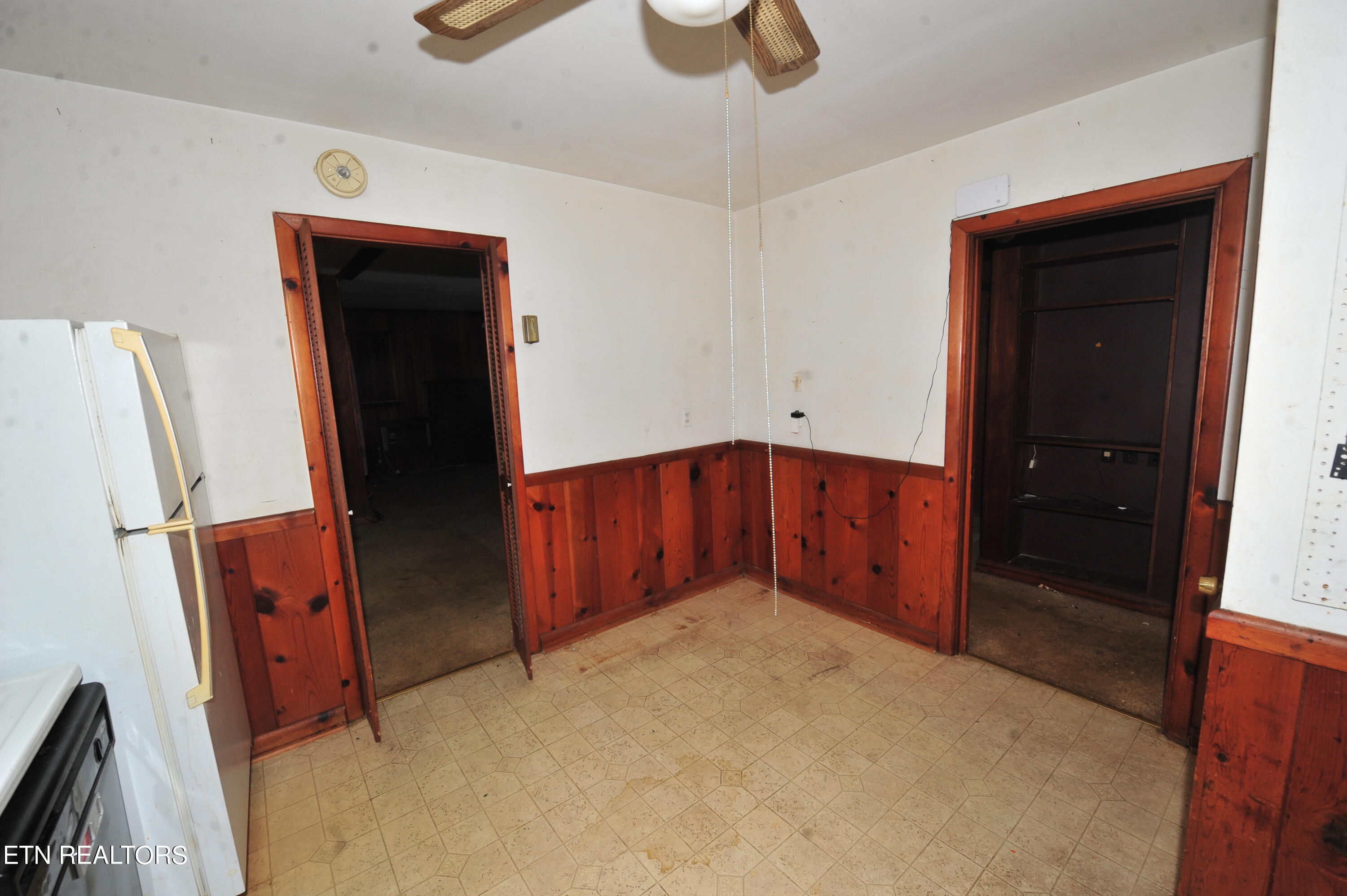 2804 Barber Hill Lane