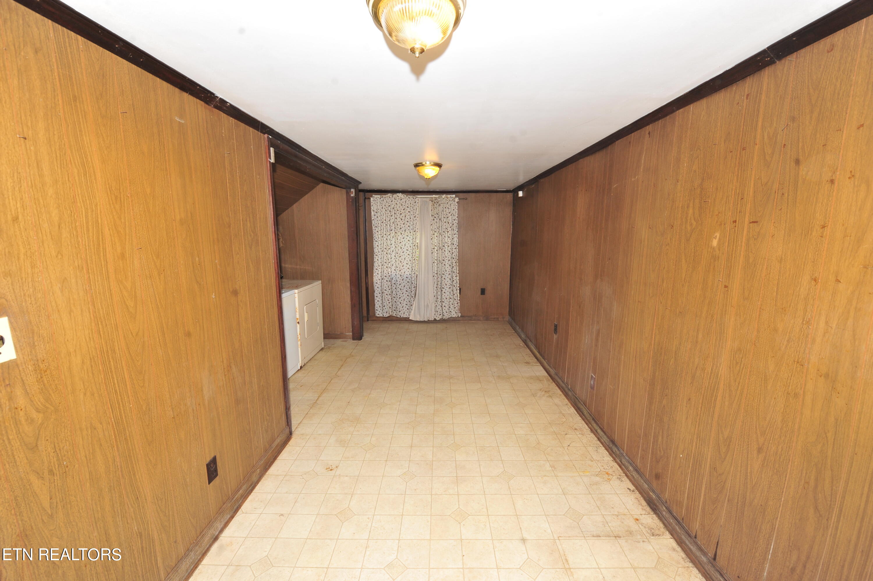 2804 Barber Hill Lane