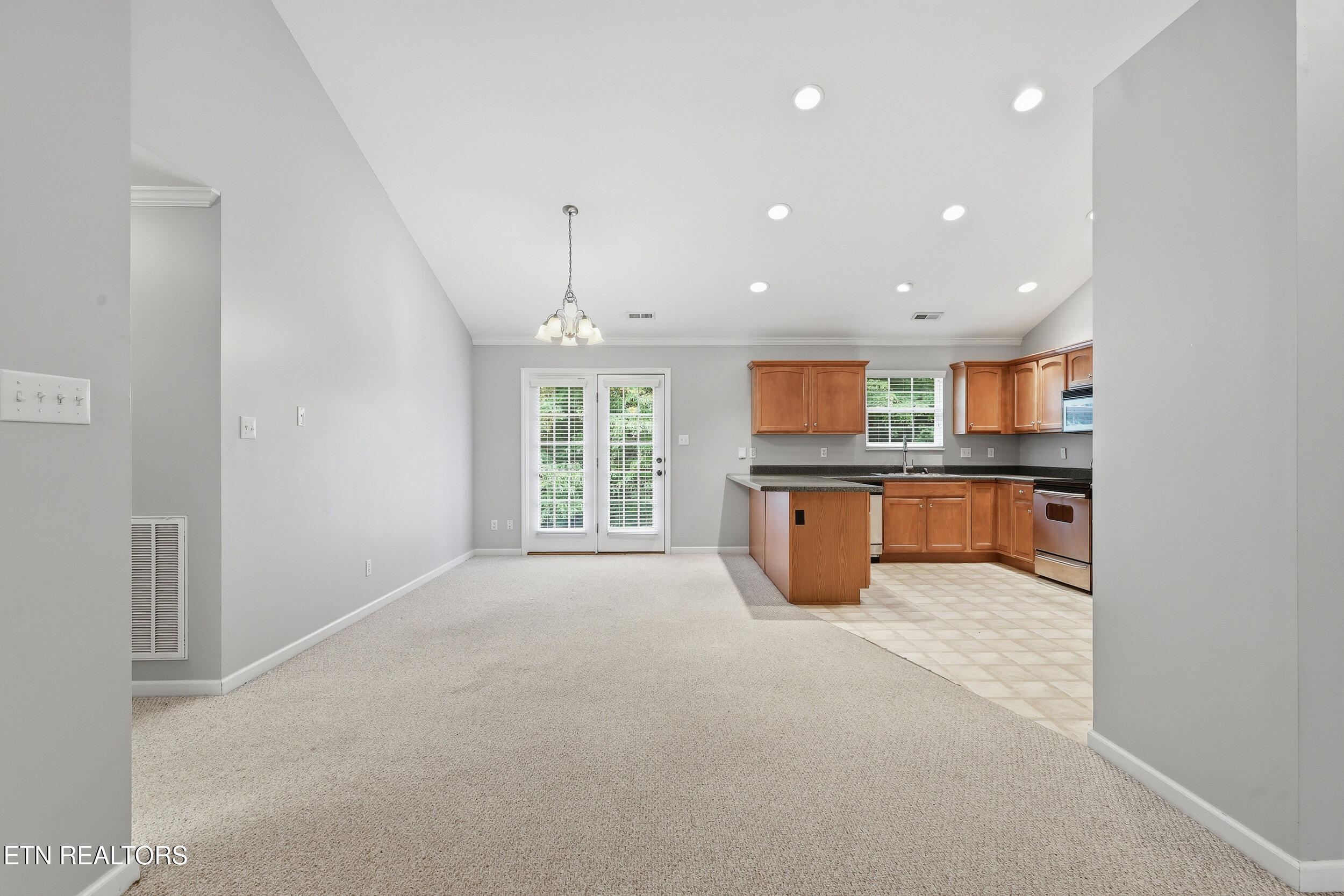 9918 Coral Springs Lane
