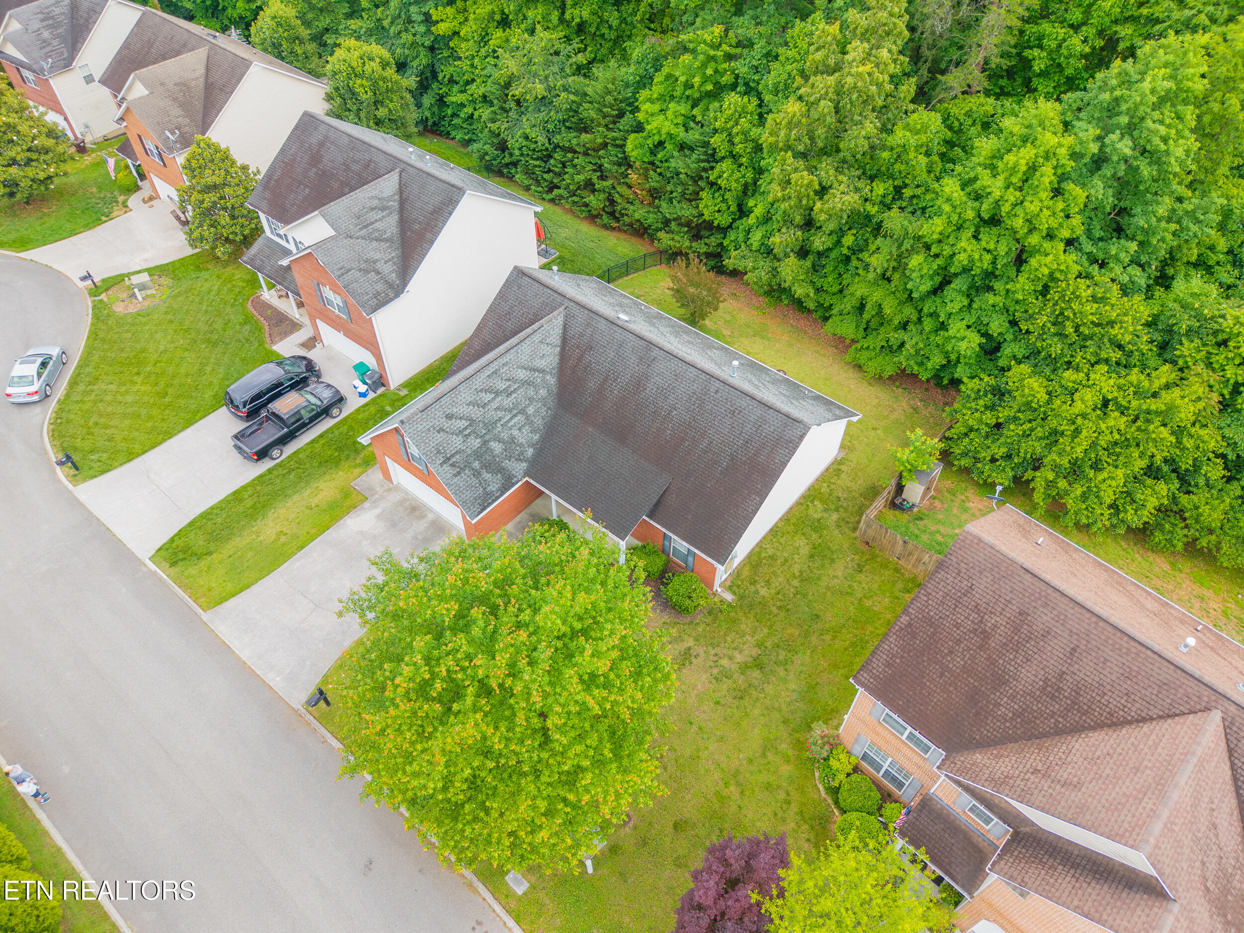 9918 Coral Springs Lane