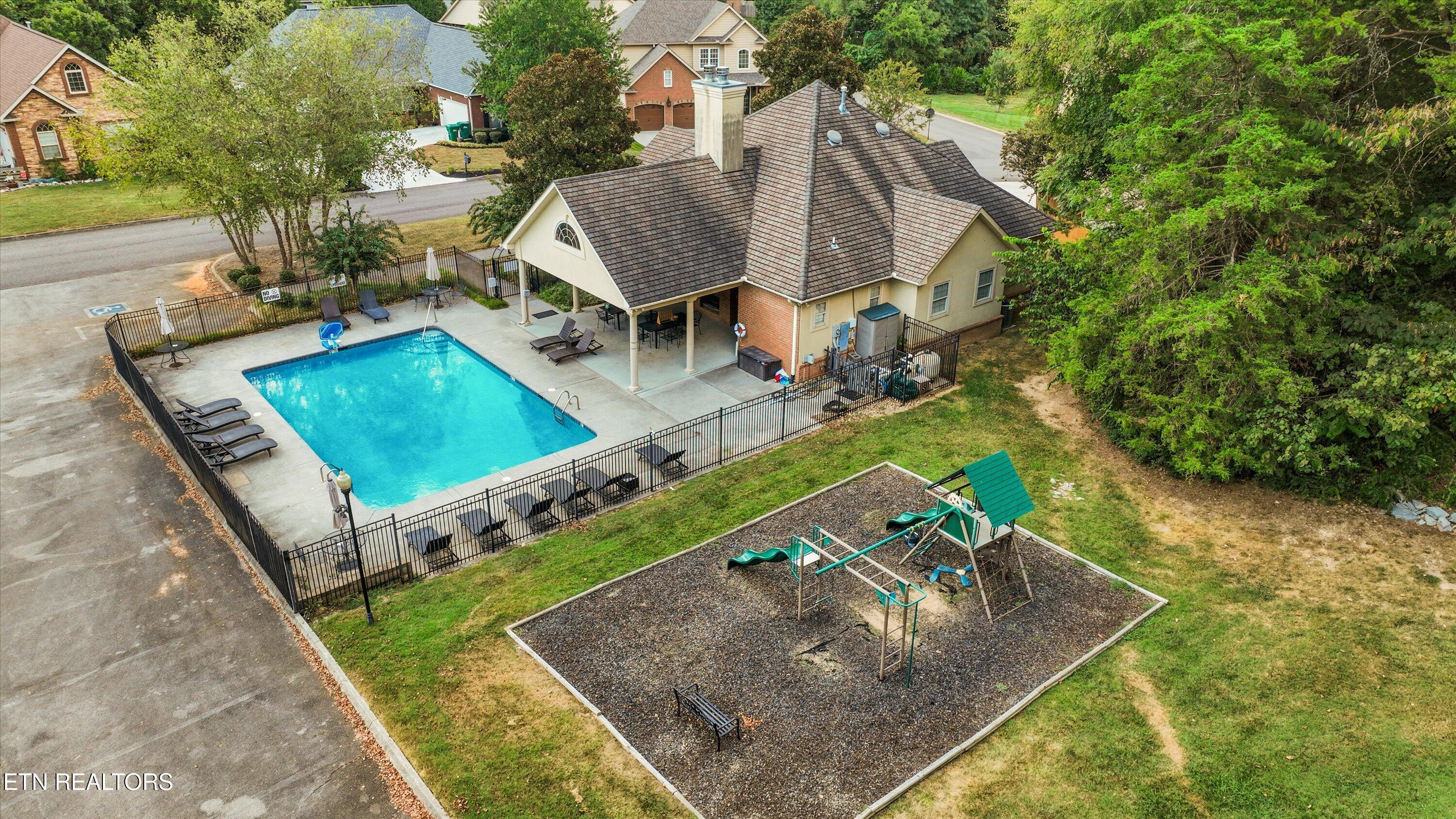8121 Laurel Falls Lane