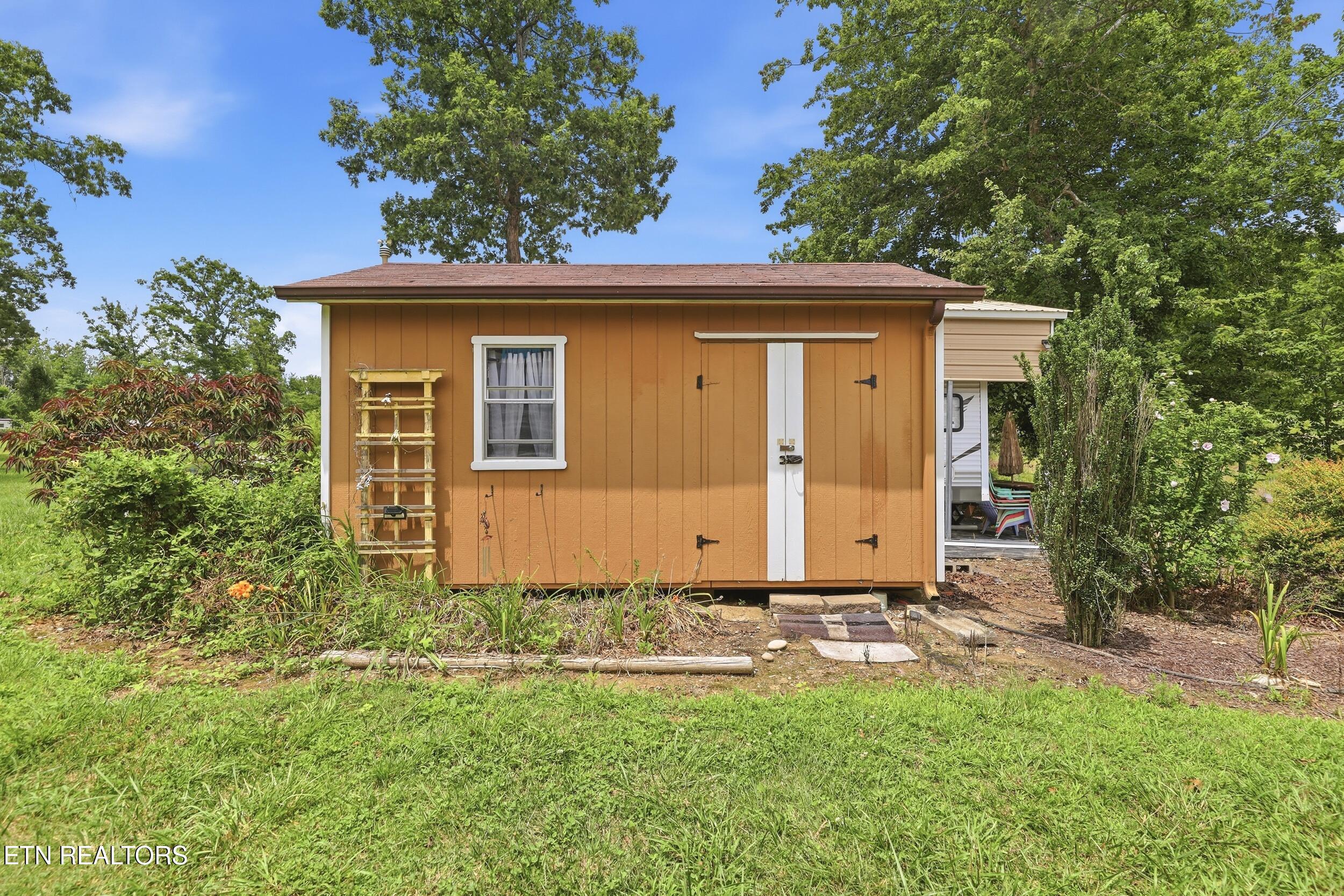 127 Valerie Drive