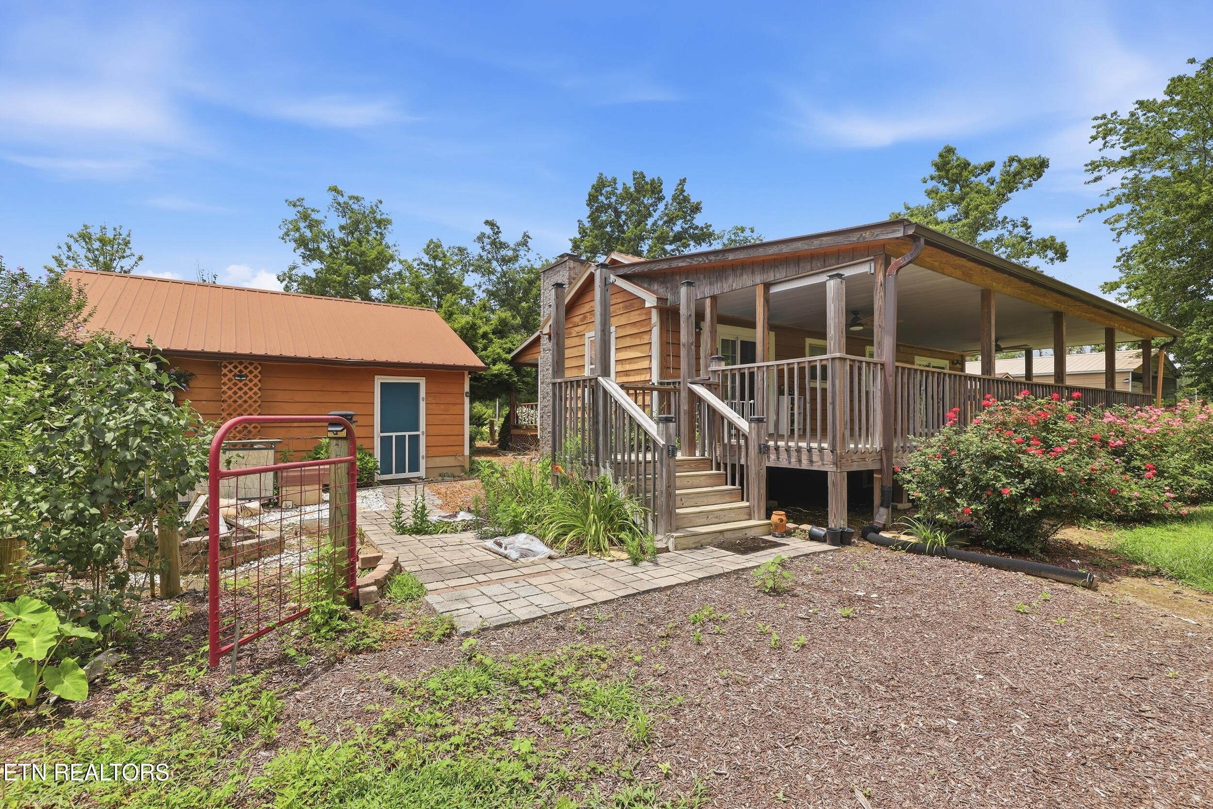 127 Valerie Drive