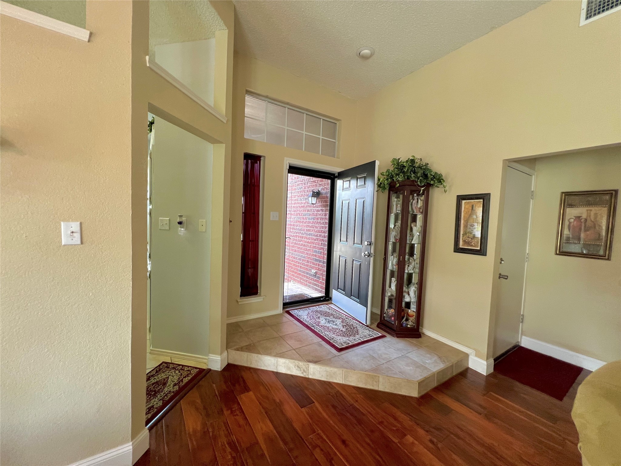 8700 Mystic Trail