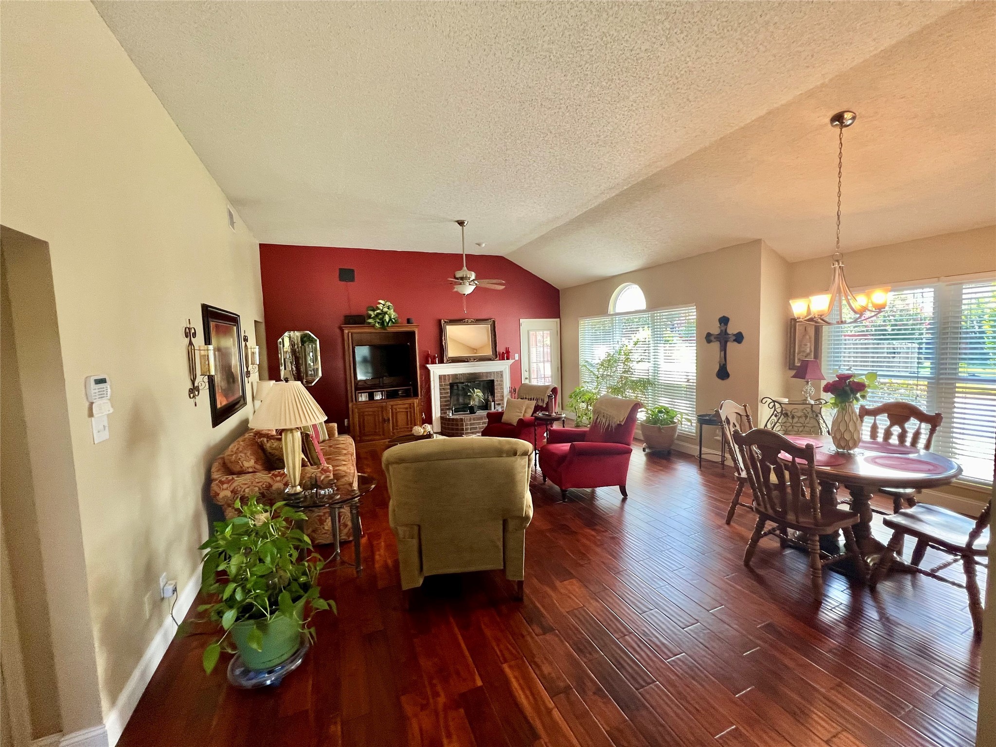 8700 Mystic Trail