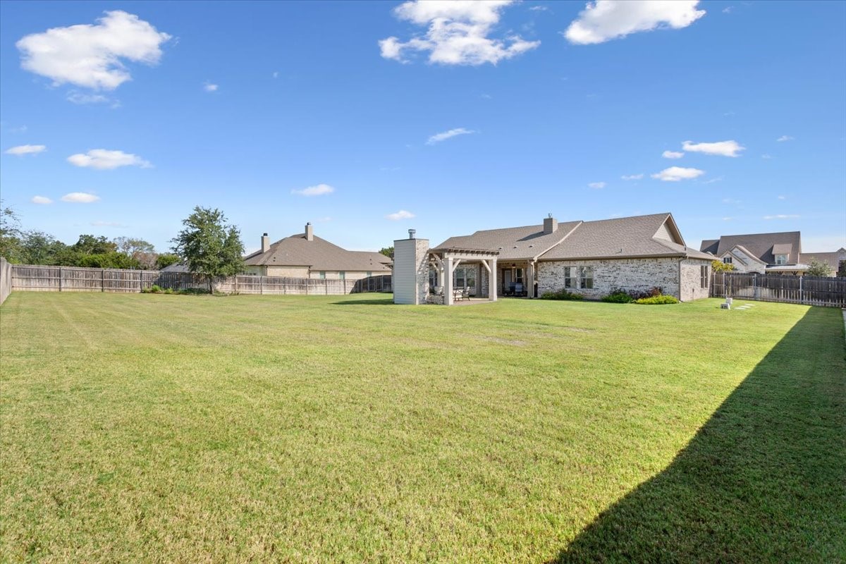 493 Twisted Oak Lane