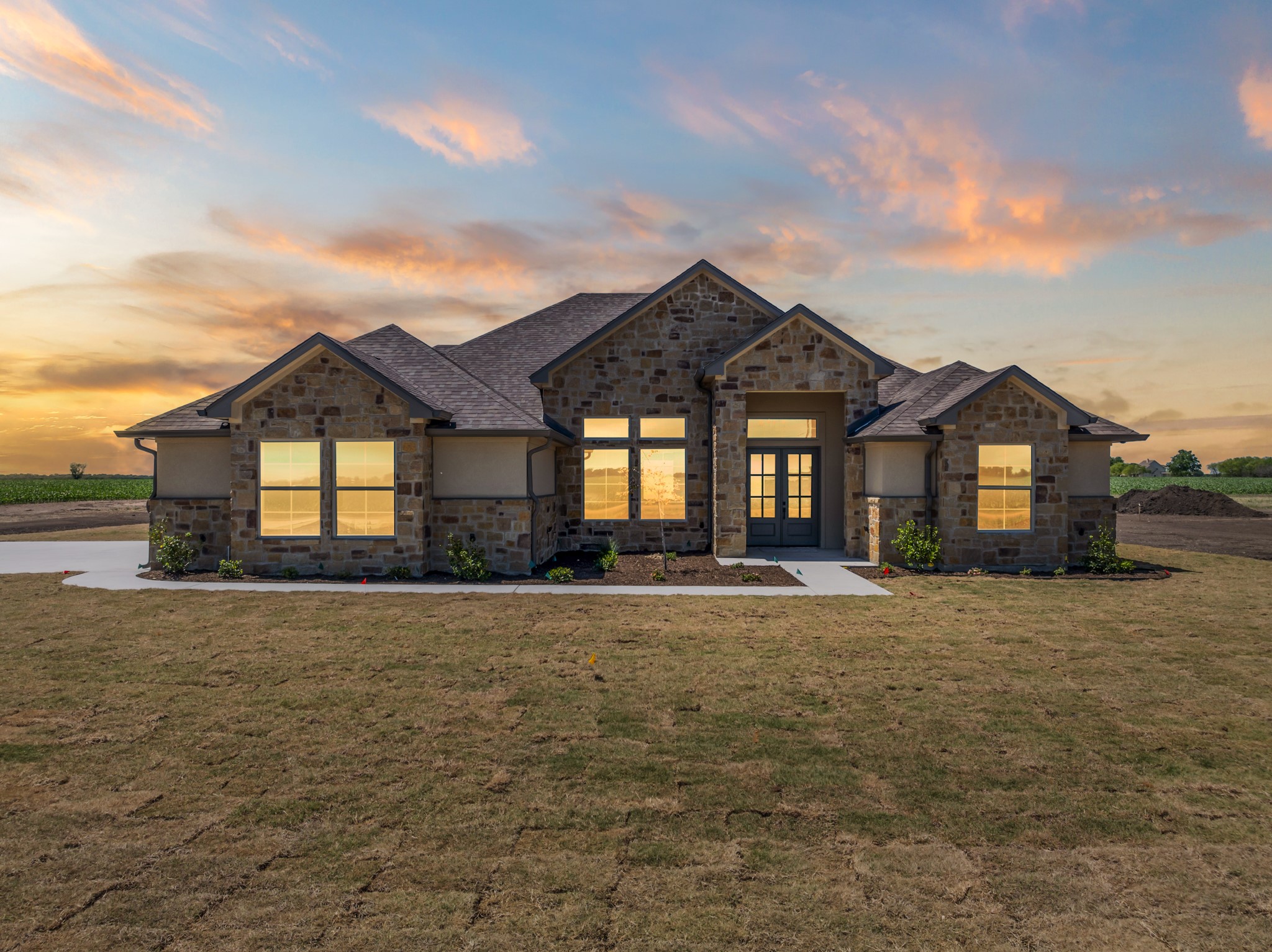 945 Galaxy Road