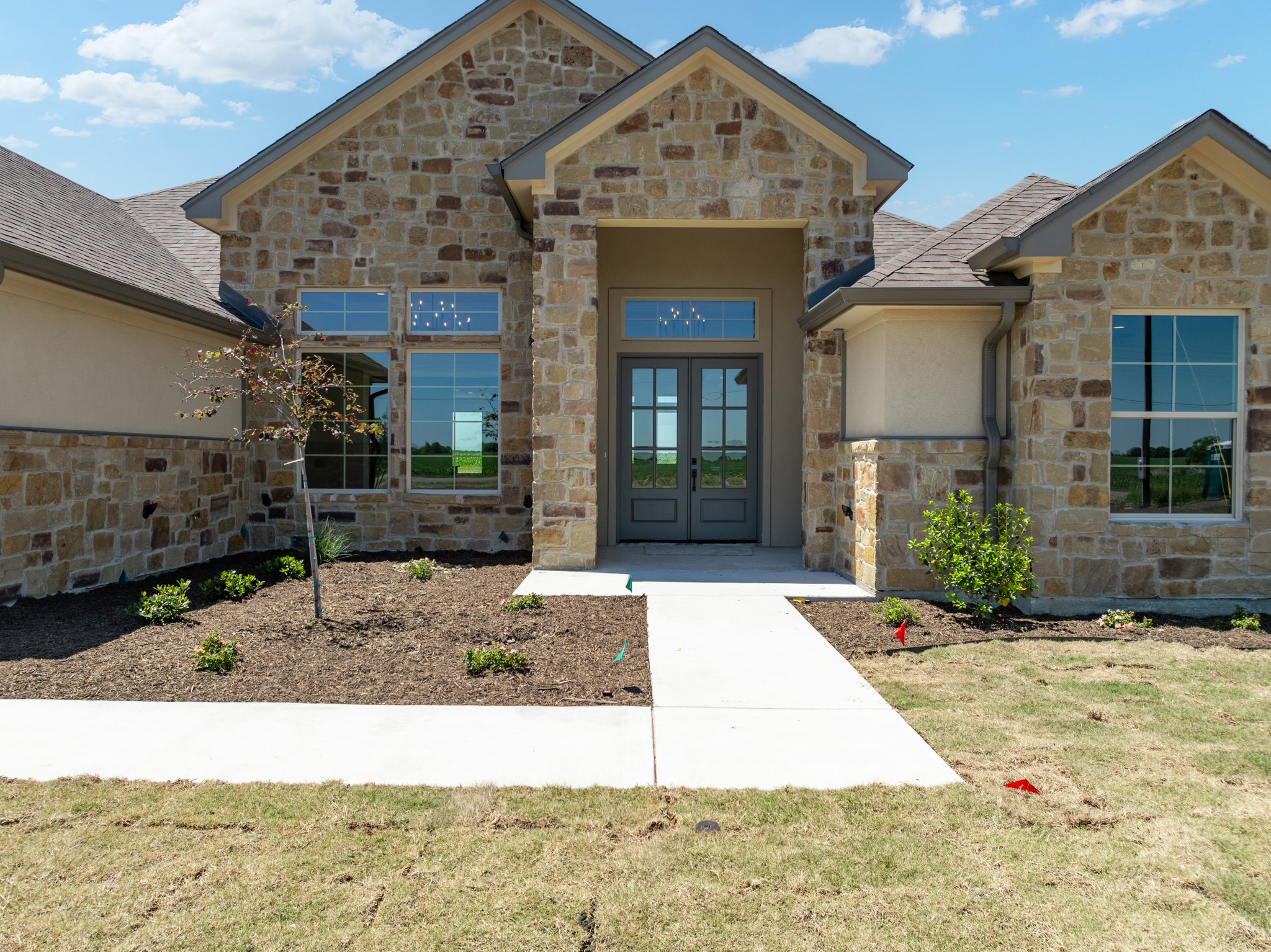 945 Galaxy Road