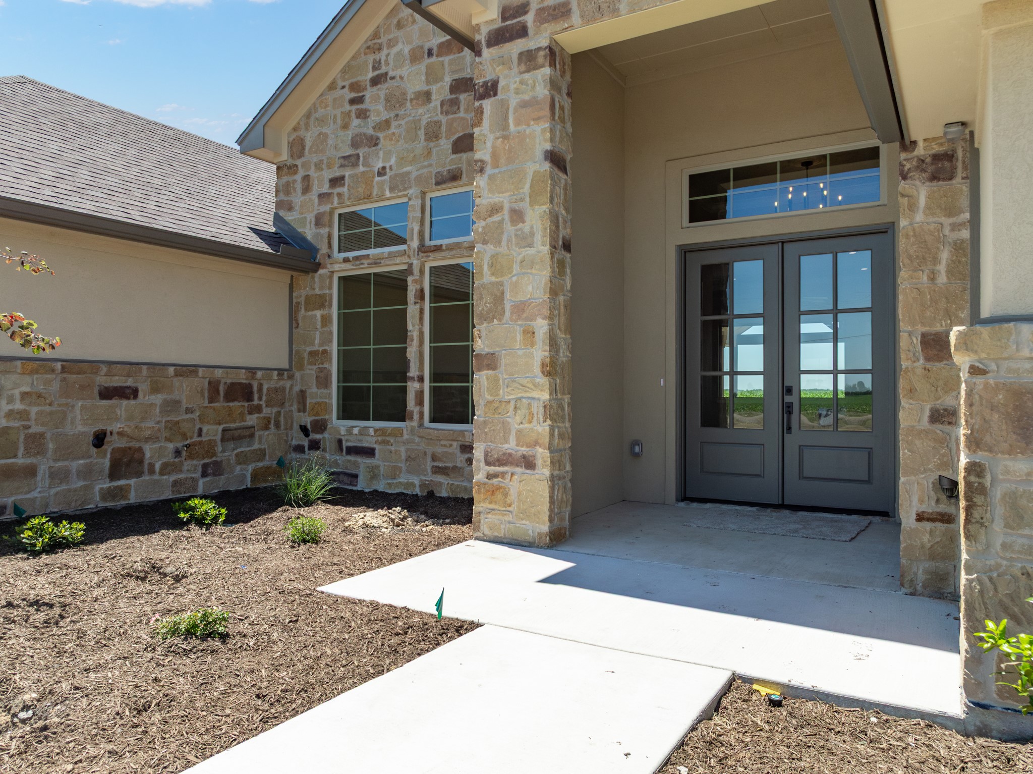 945 Galaxy Road