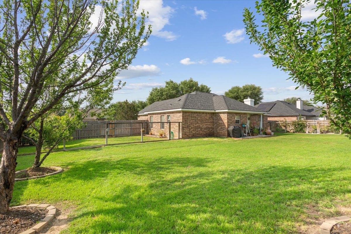 10285 Peony Lane