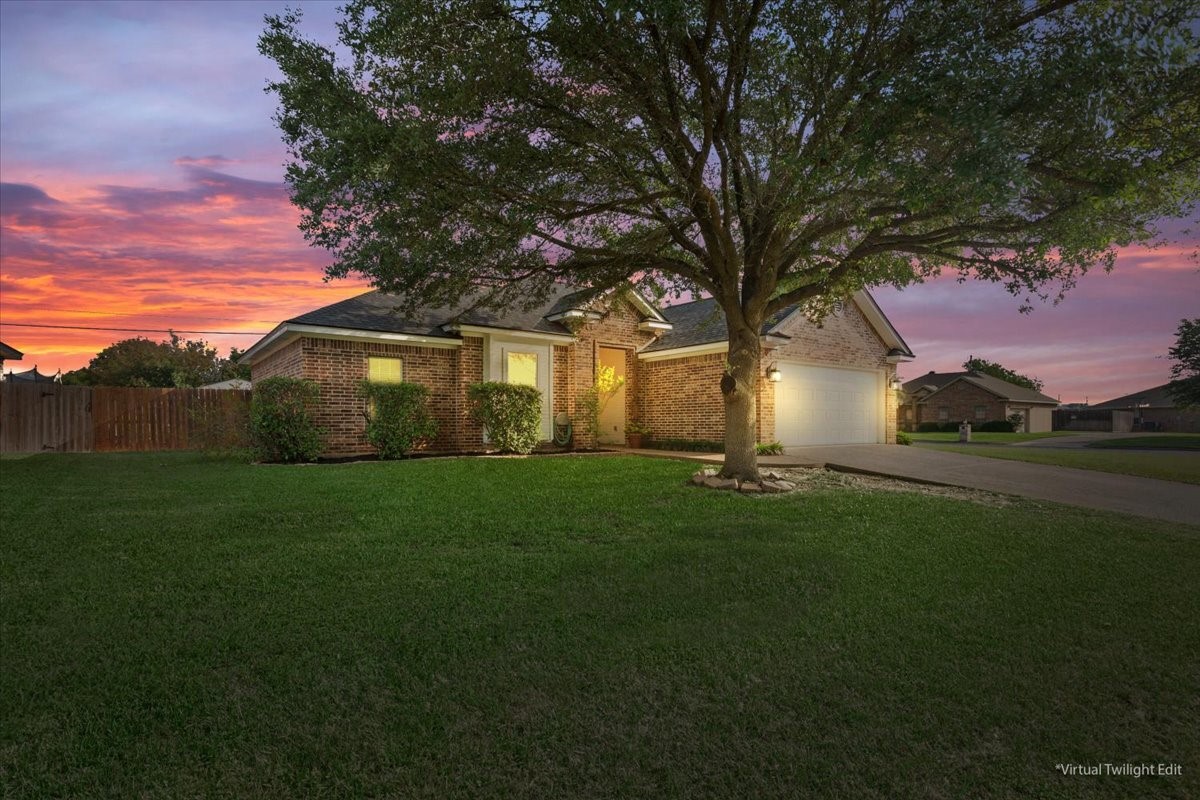 10285 Peony Lane