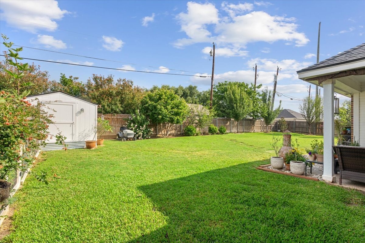 10285 Peony Lane