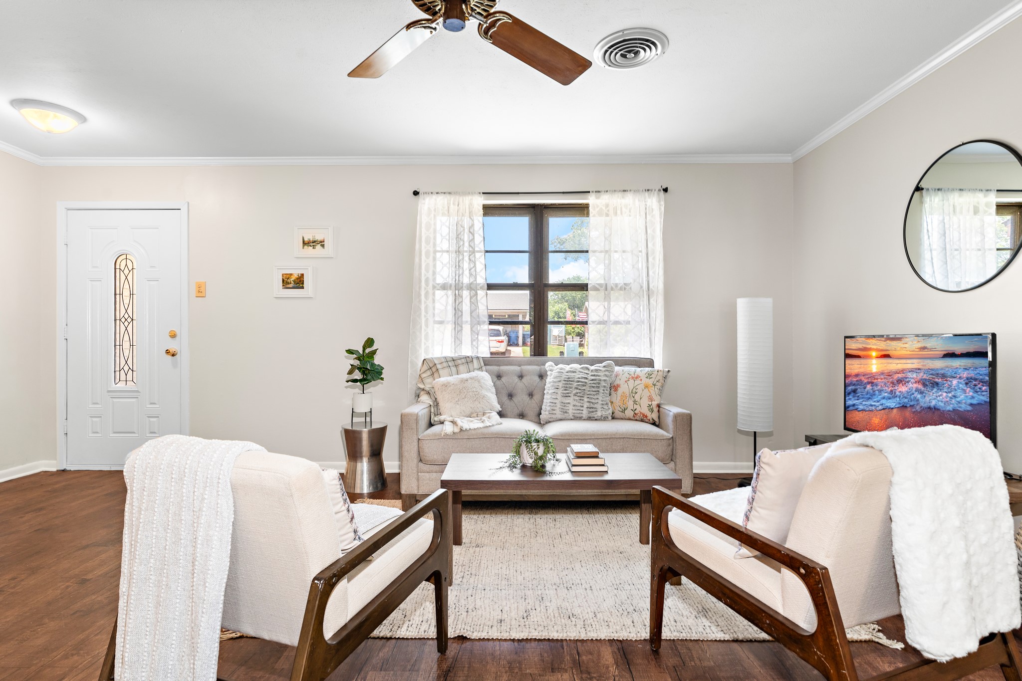 301 Sunset Boulevard