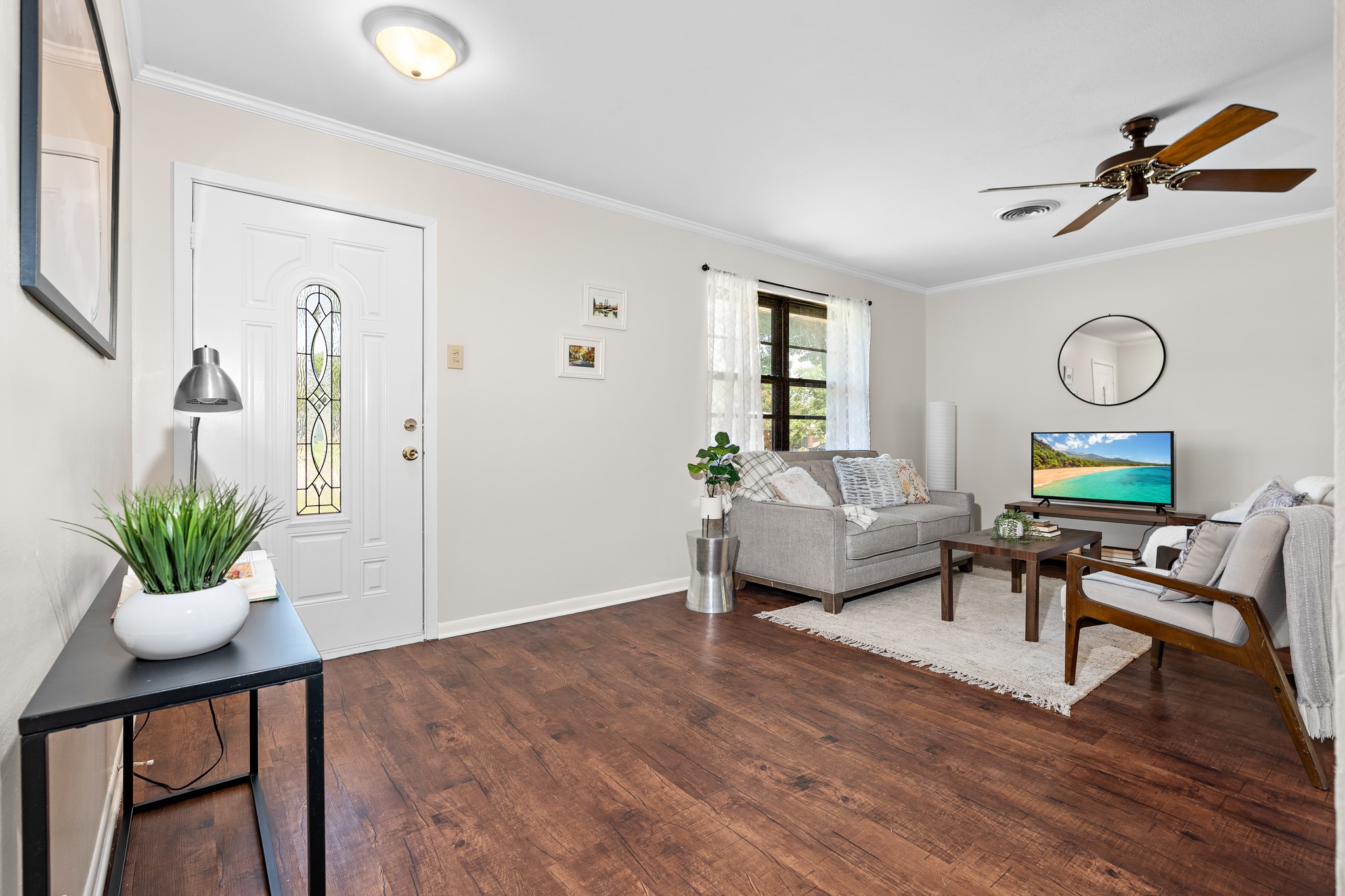 301 Sunset Boulevard