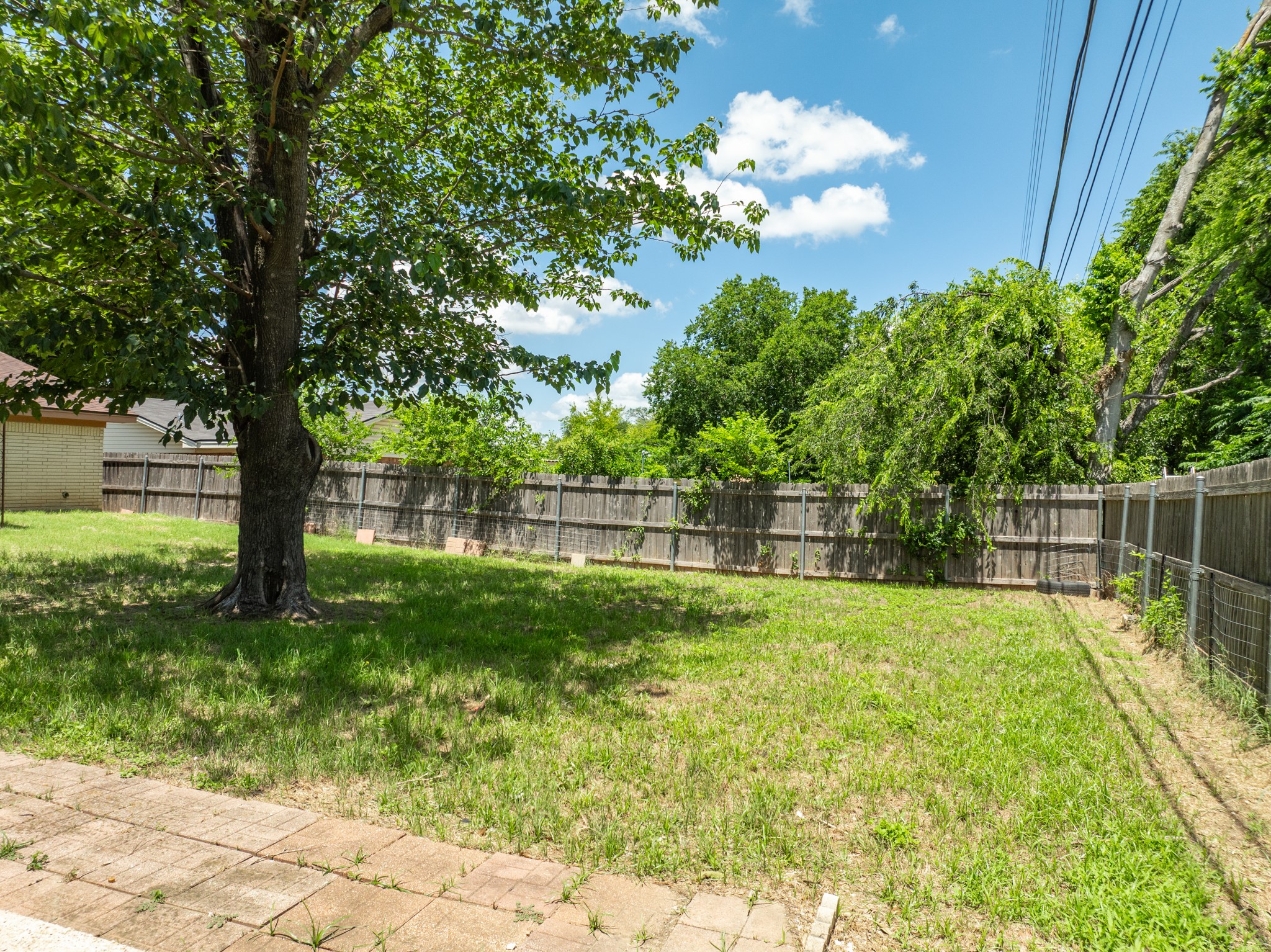 301 Sunset Boulevard