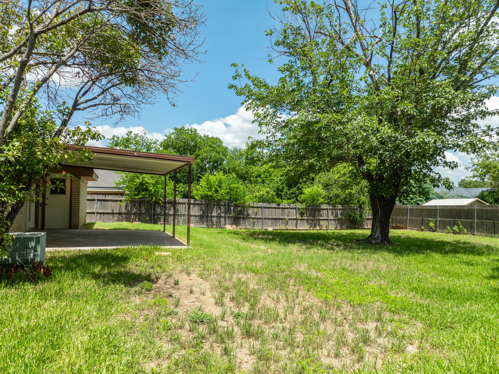 301 Sunset Boulevard